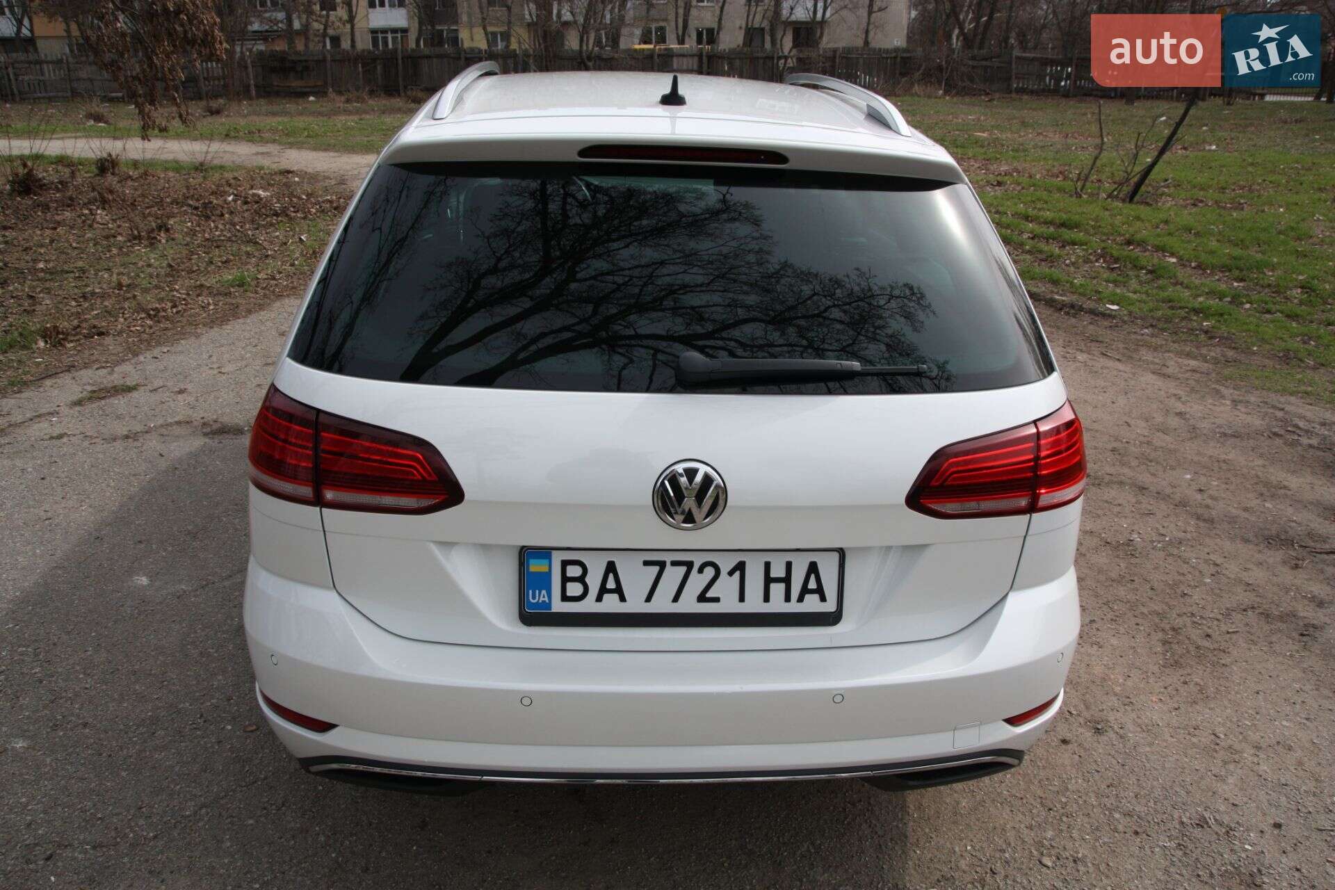 Volkswagen Golf 2017 VIN WVWZZZAUZJP559364 фото оголошення 8 з 44