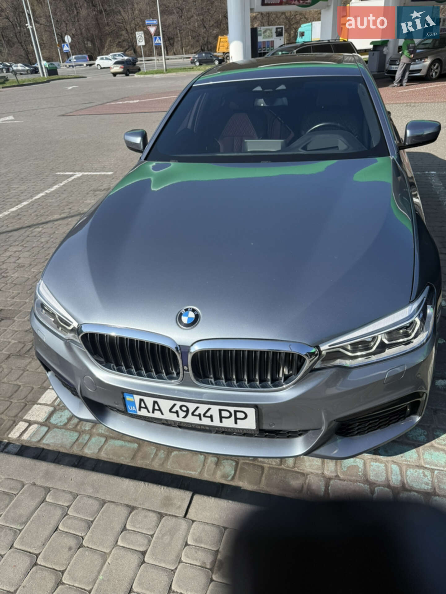 BMW 5 Series 2017 VIN WBAJC3100JG995266 фото оголошення 4 з 17