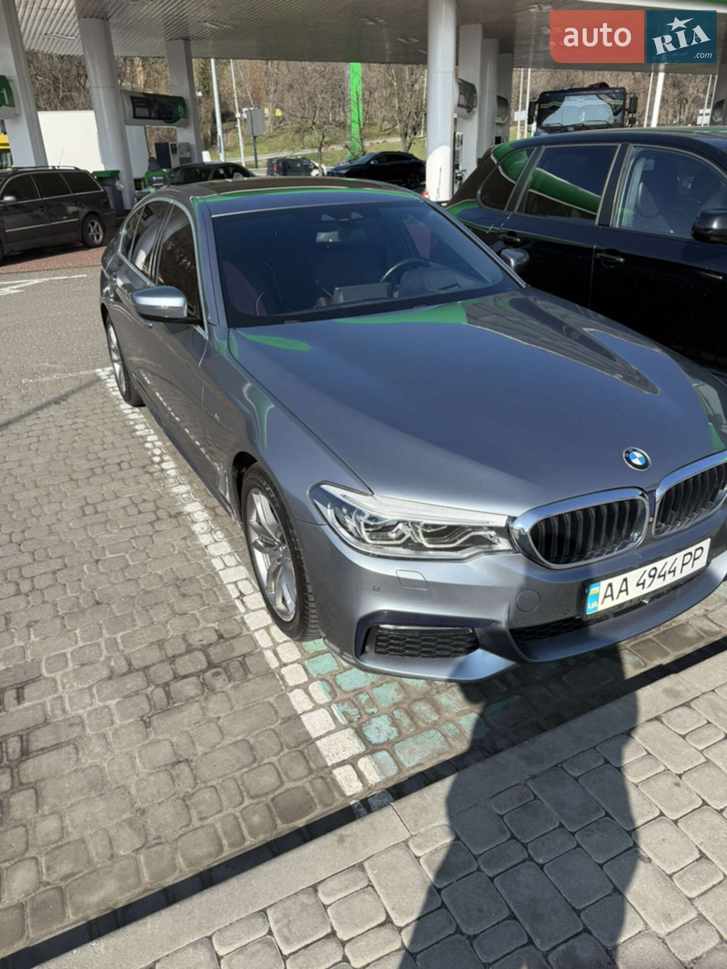 BMW 5 Series 2017 VIN WBAJC3100JG995266 фото оголошення 5 з 17