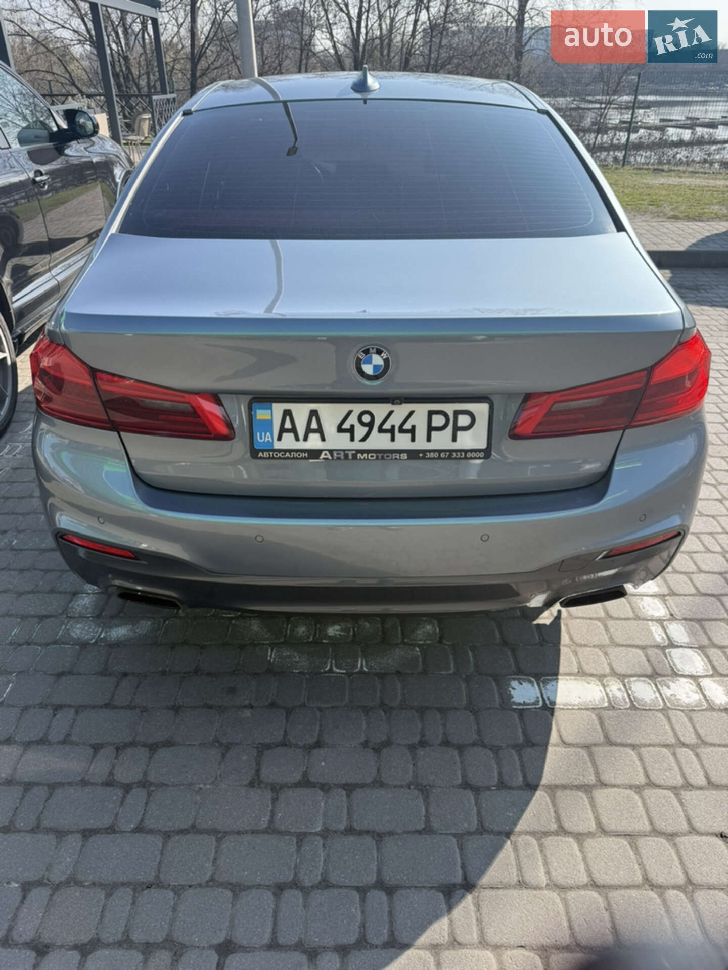 BMW 5 Series 2017 VIN WBAJC3100JG995266 фото оголошення 7 з 17