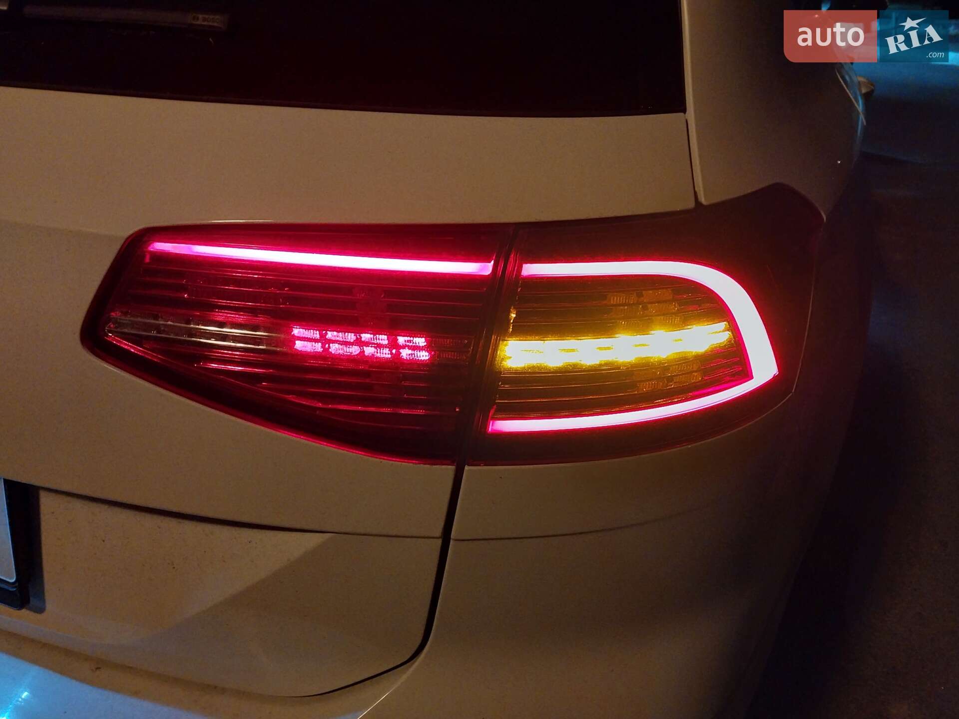 Volkswagen Passat 2018 VIN WVWZZZ3CZKE026227 фото оголошення 48 з 49