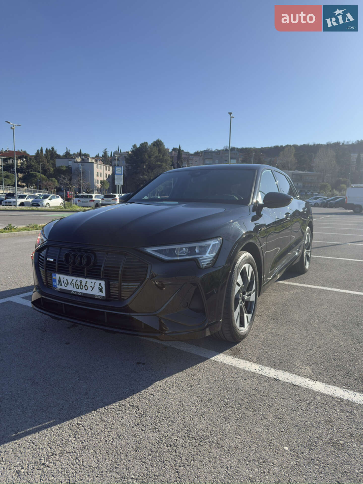 Audi e-tron 2021 VIN WAUZZZGE9MB029619 фото оголошення 4 з 24