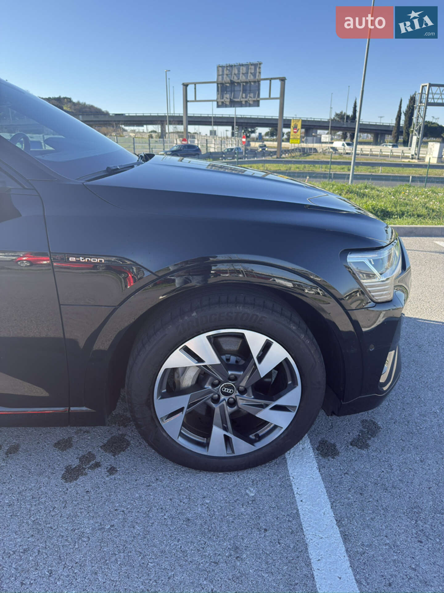 Audi e-tron 2021 VIN WAUZZZGE9MB029619 фото оголошення 9 з 24