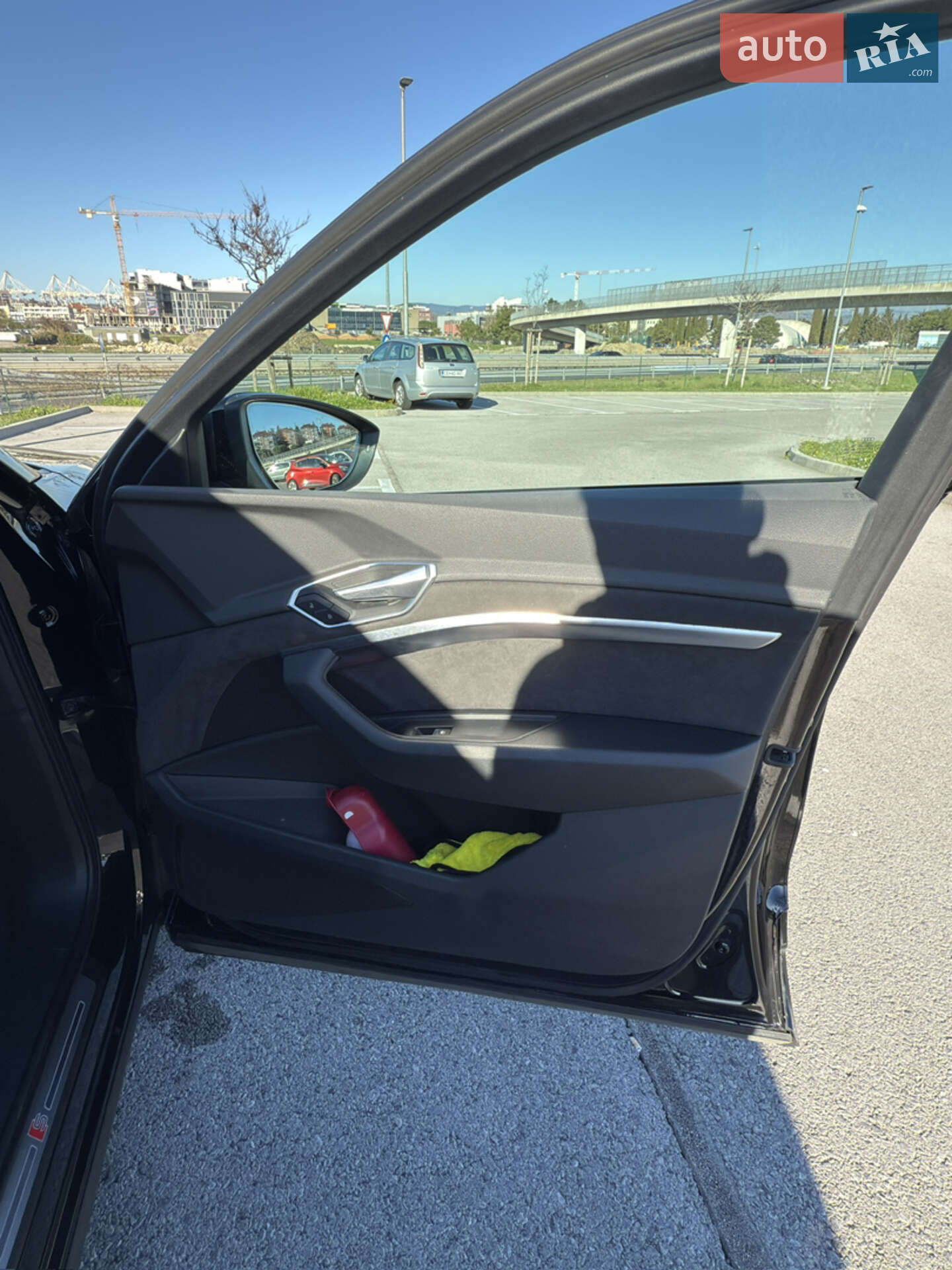Audi e-tron 2021 VIN WAUZZZGE9MB029619 фото оголошення 14 з 24