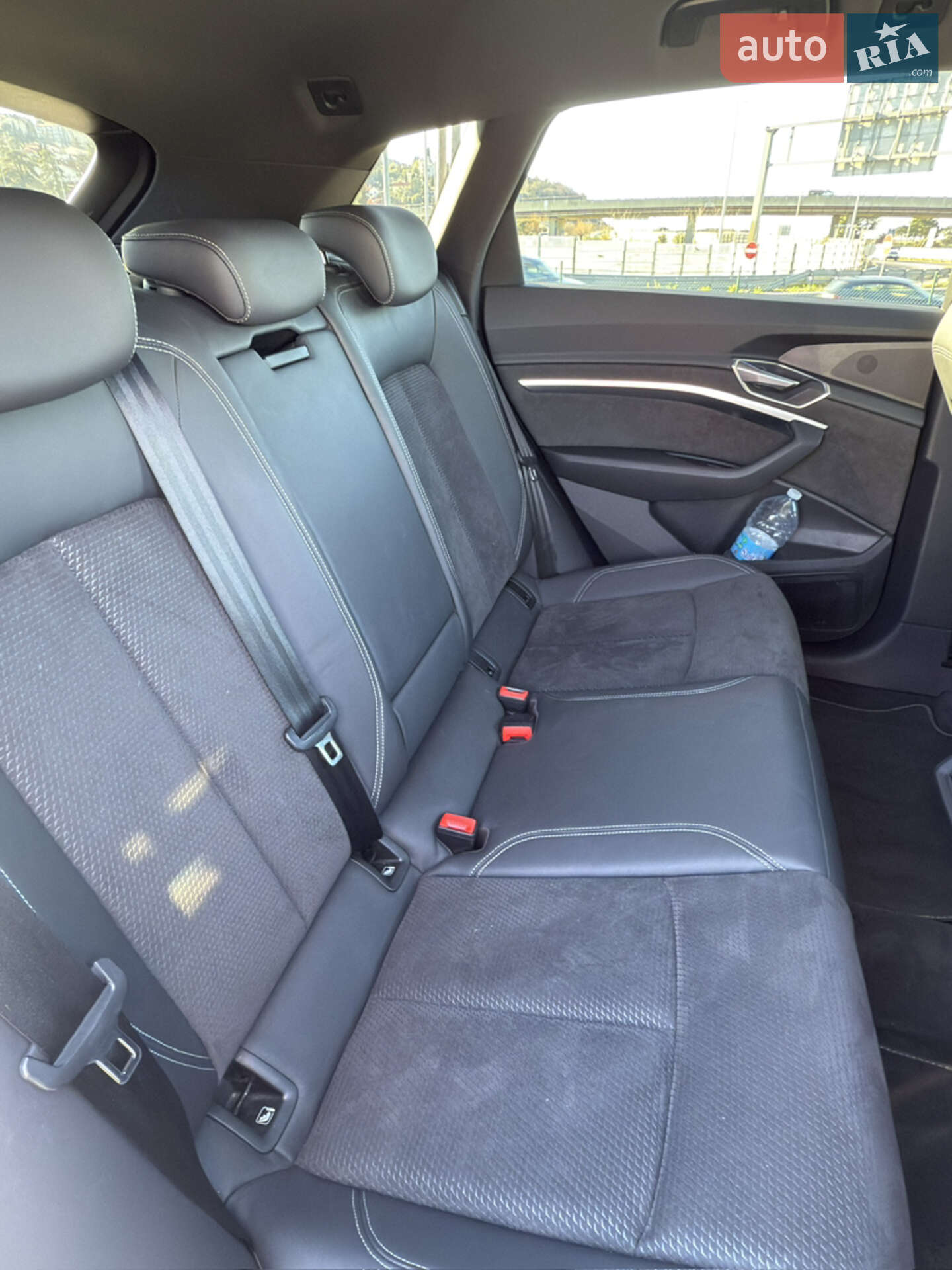 Audi e-tron 2021 VIN WAUZZZGE9MB029619 фото оголошення 17 з 24