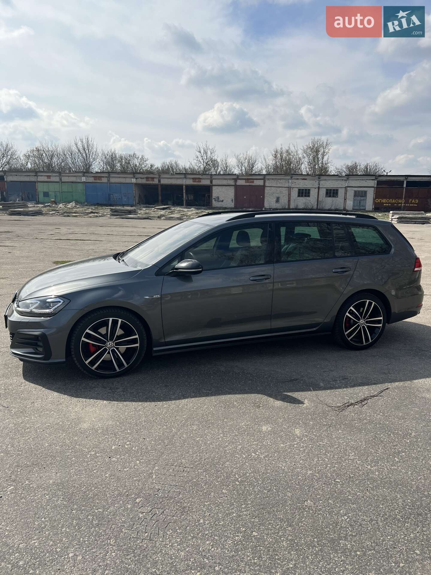Volkswagen Golf 2017 VIN WVWZZZAUZJP535161 фото оголошення 5 з 11