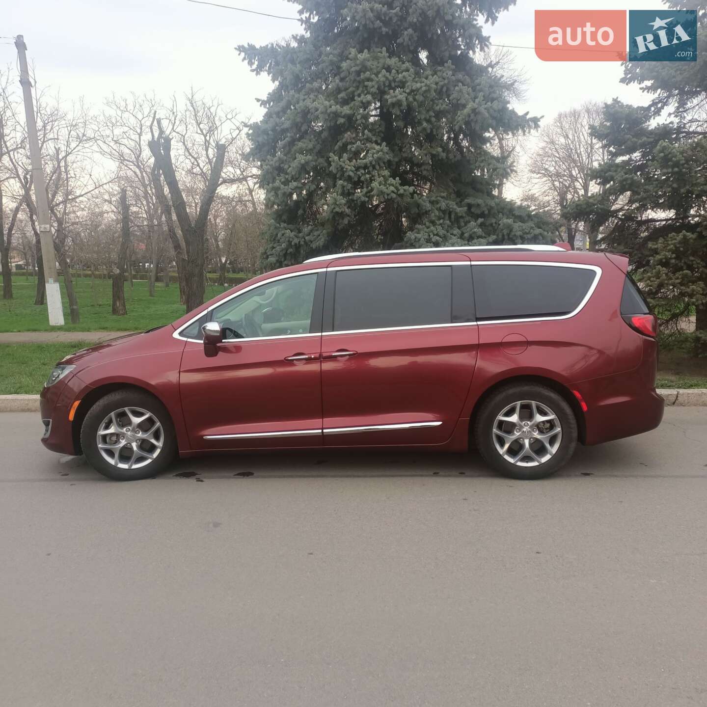 Chrysler Pacifica 2018 VIN 2C4RC1GG4JR232793 фото оголошення 20 з 22