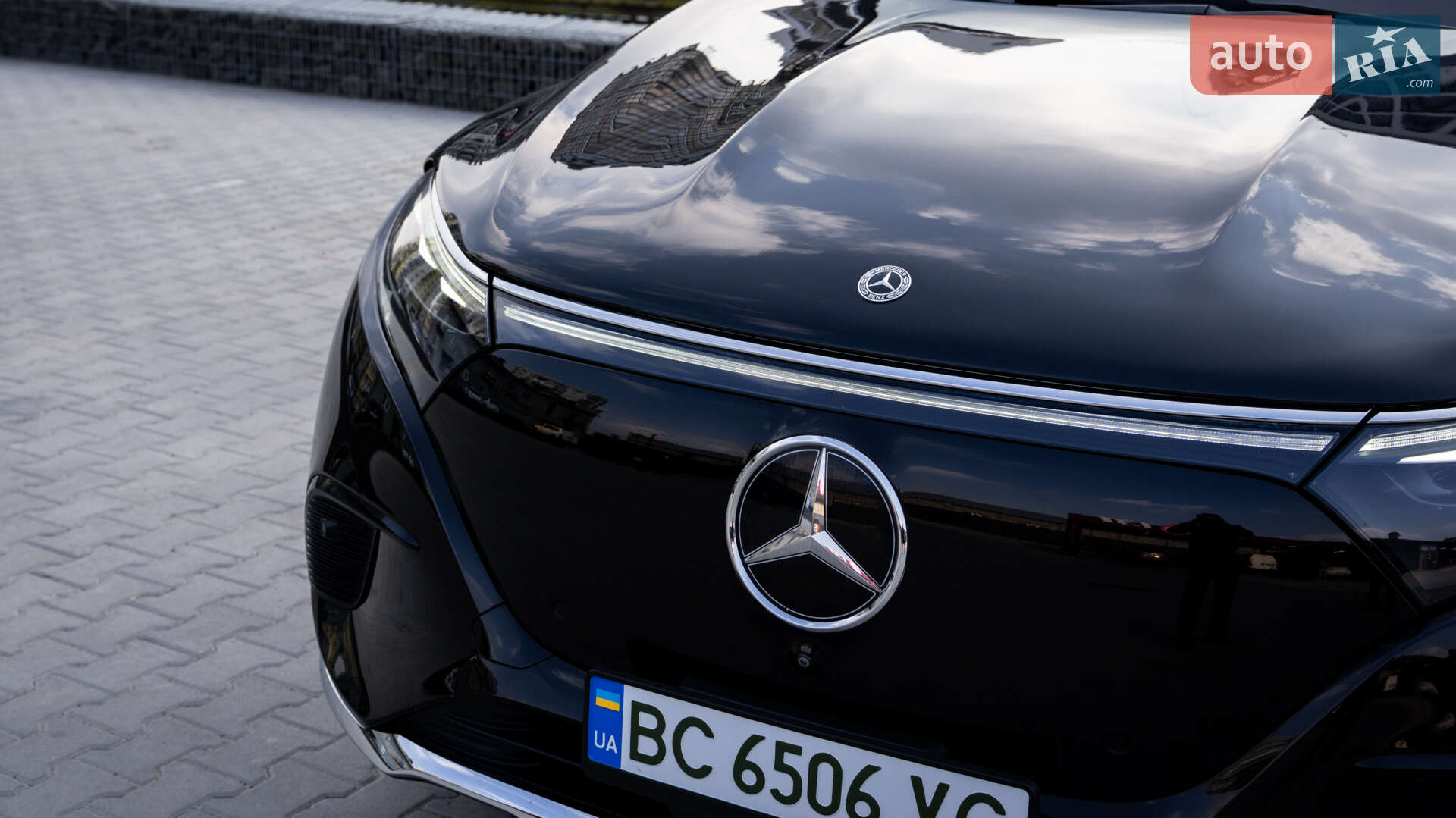 Mercedes-Benz EQS SUV 2022 VIN 4JGDM2DB7PA008593 фото оголошення 3 з 36