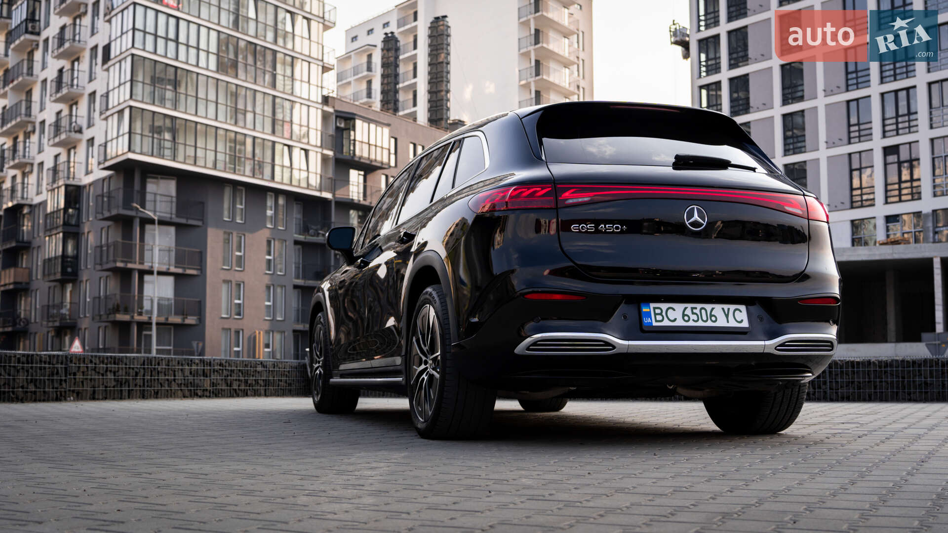 Mercedes-Benz EQS SUV 2022 VIN 4JGDM2DB7PA008593 фото оголошення 17 з 36