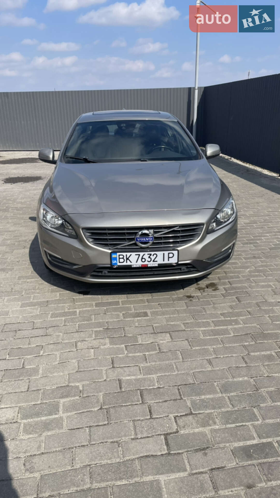 Volvo S60 2014 VIN YV140MFK4F1340671 фото оголошення 2 з 45