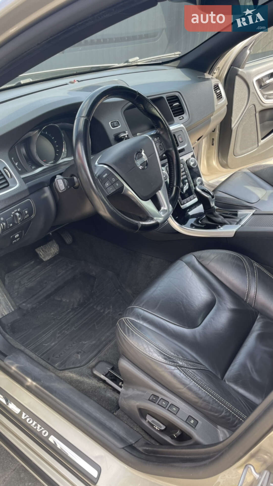 Volvo S60 2014 VIN YV140MFK4F1340671 фото оголошення 11 з 45