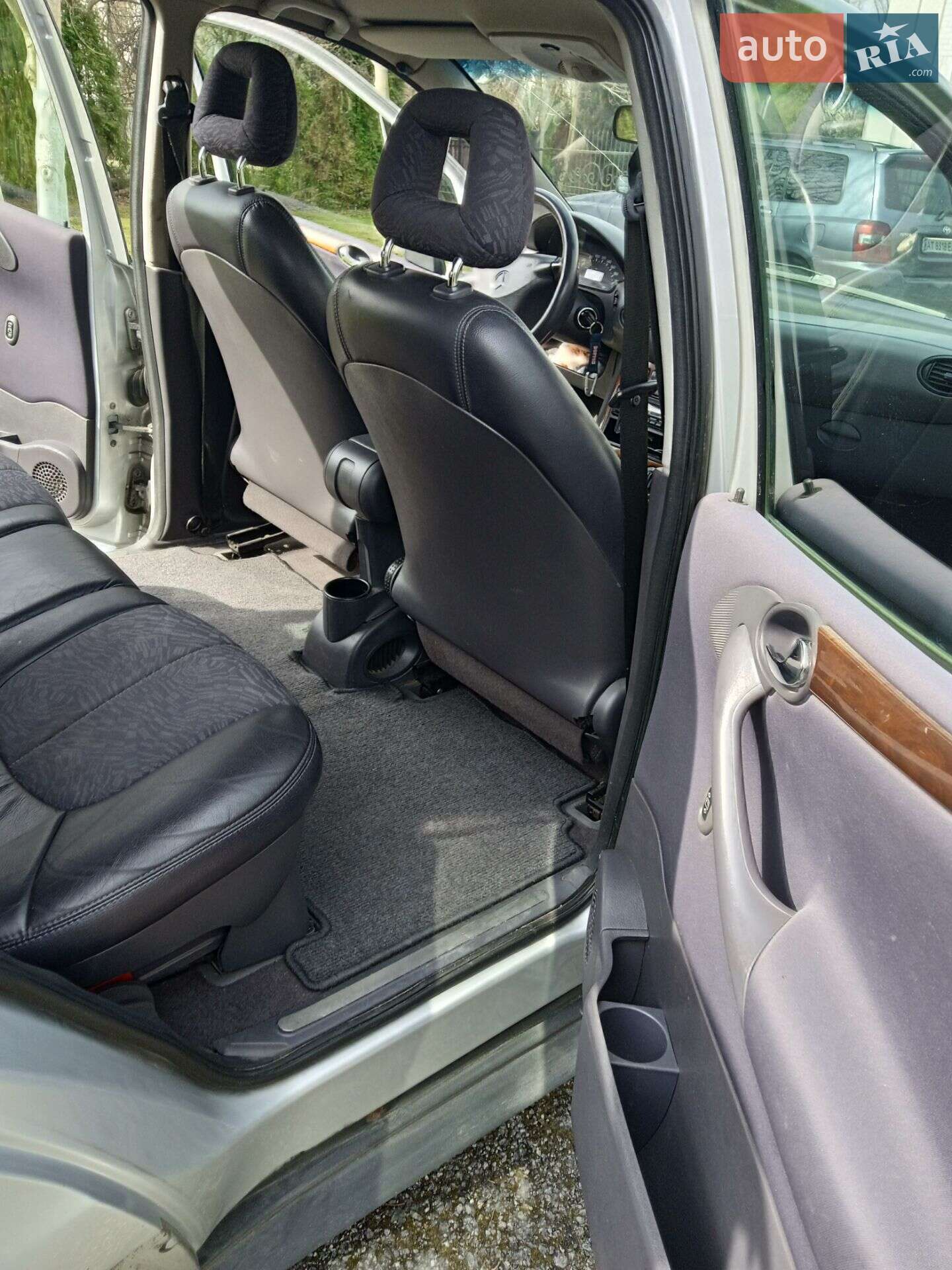 Mercedes-Benz A-Class 2001 VIN WDB1681091J685709 фото оголошення 9 з 12