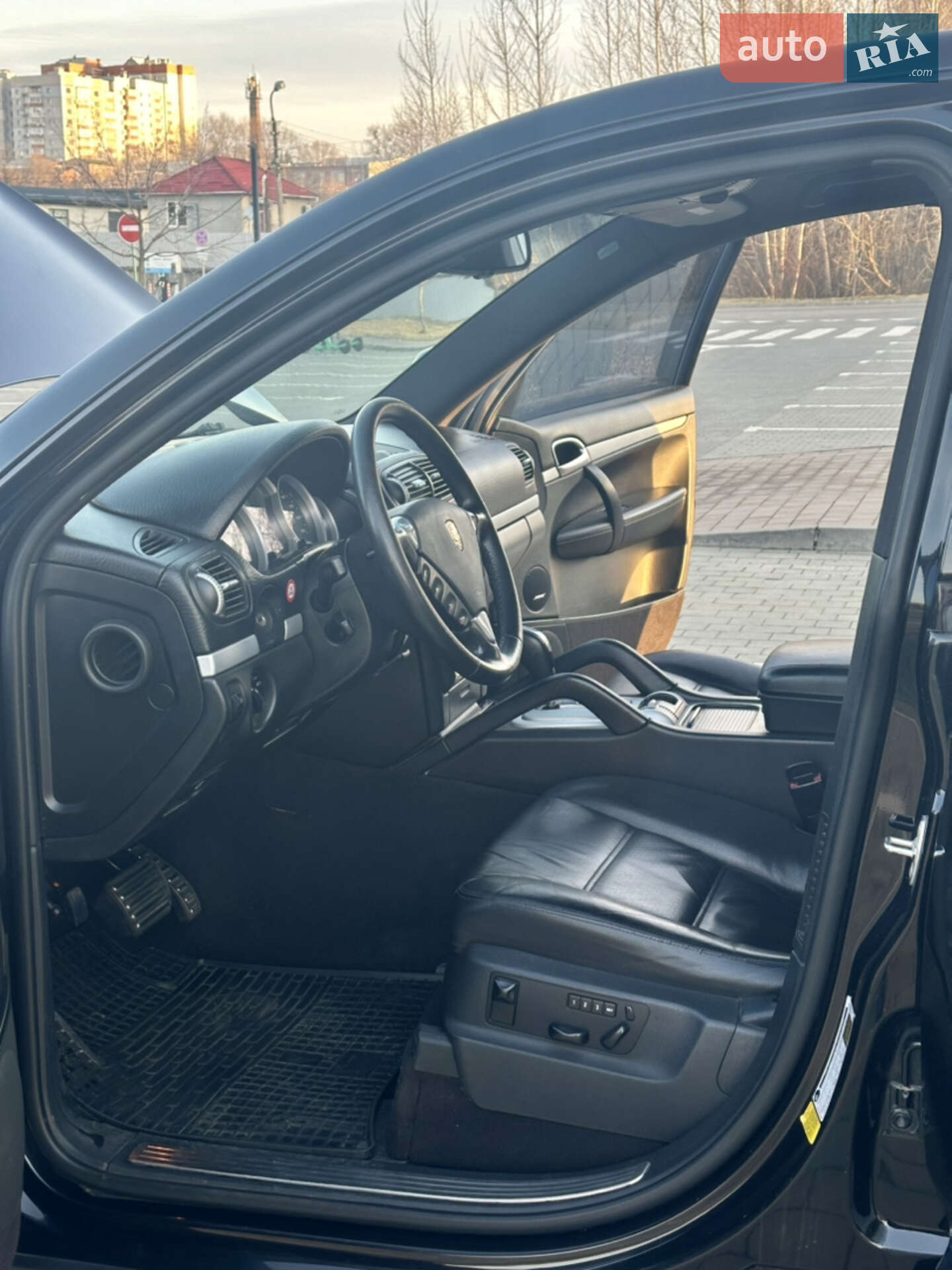 Porsche Cayenne 2007 VIN WP1AB29P78LA43639 фото оголошення 11 з 12