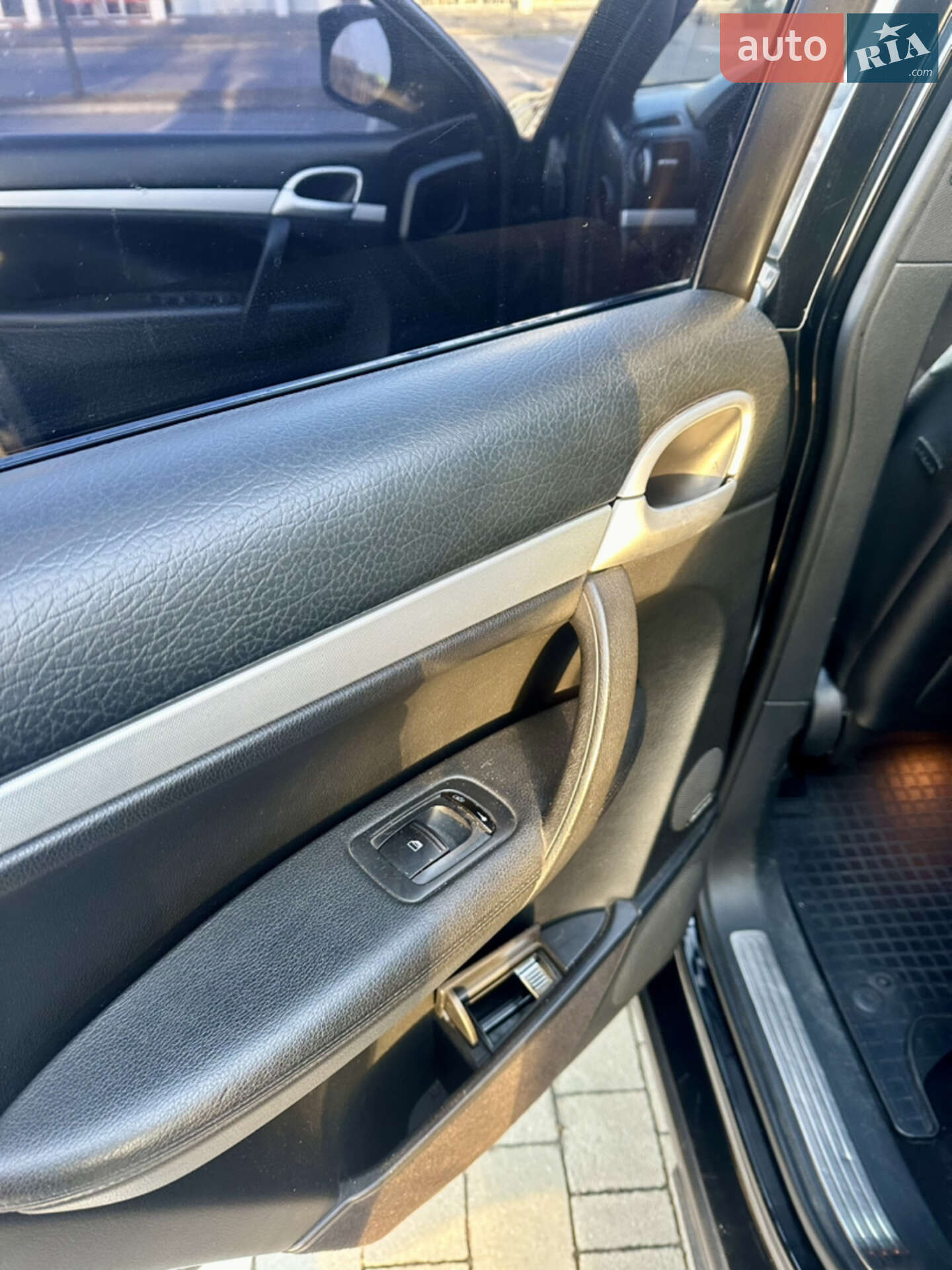 Porsche Cayenne 2007 VIN WP1AB29P78LA43639 фото оголошення 5 з 12
