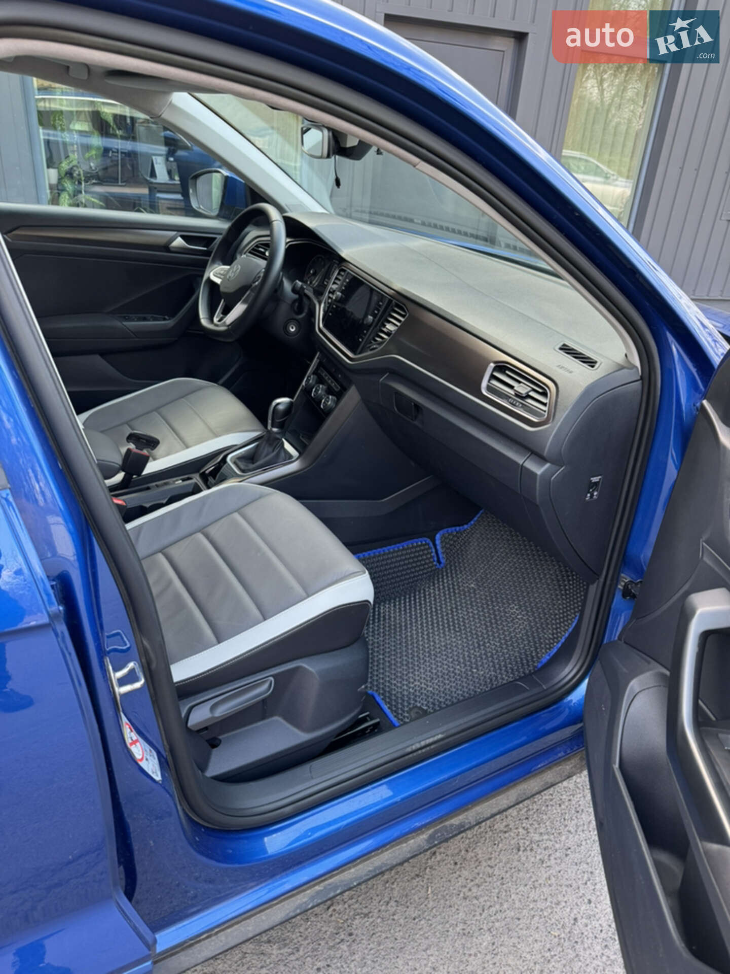 Volkswagen T-Roc 2018 VIN WVGZZZA1ZJV048175 фото оголошення 27 з 29