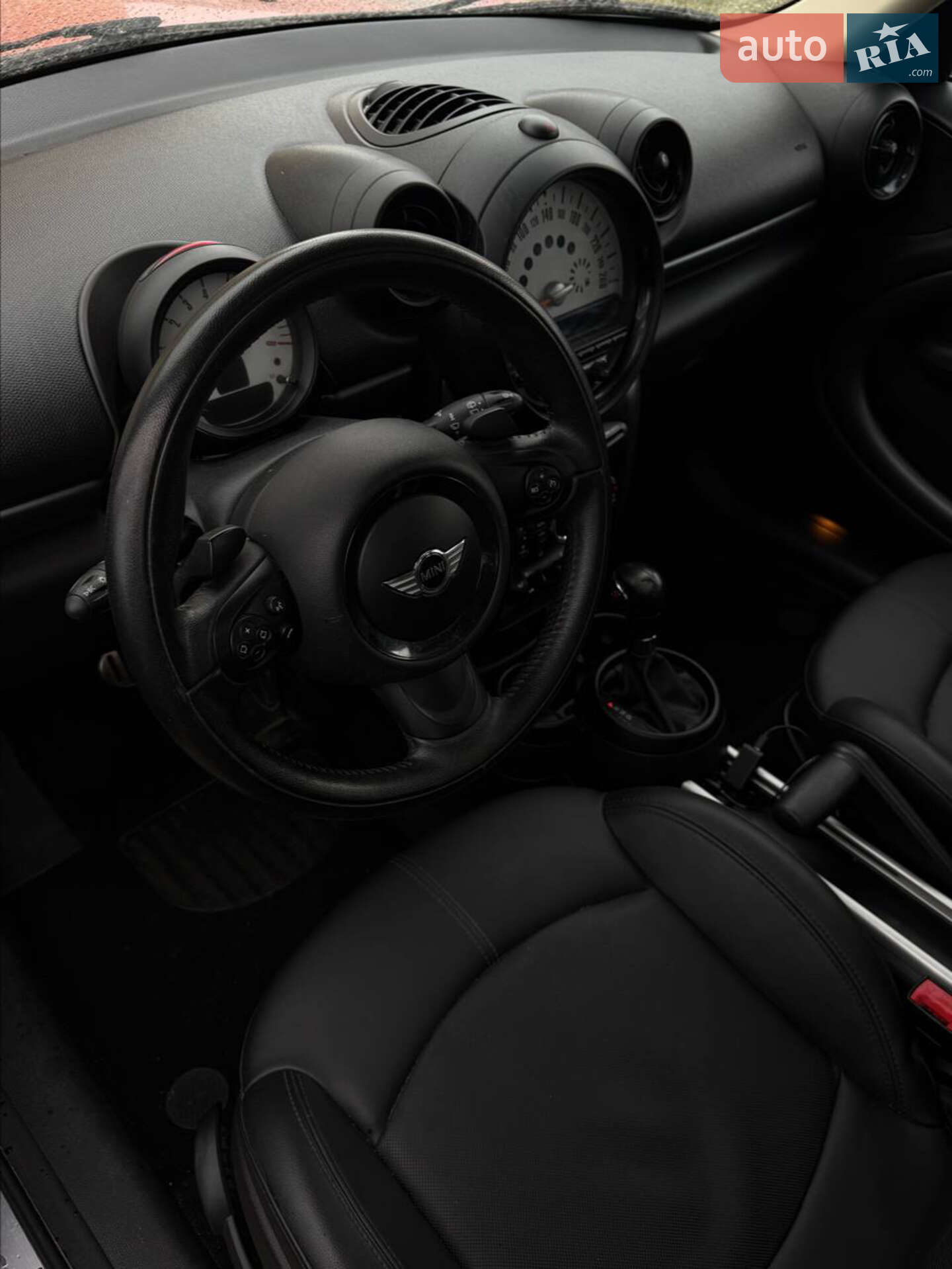 Mini Countryman 2014 VIN WMWZC5C53EWP36399 фото оголошення 8 з 12
