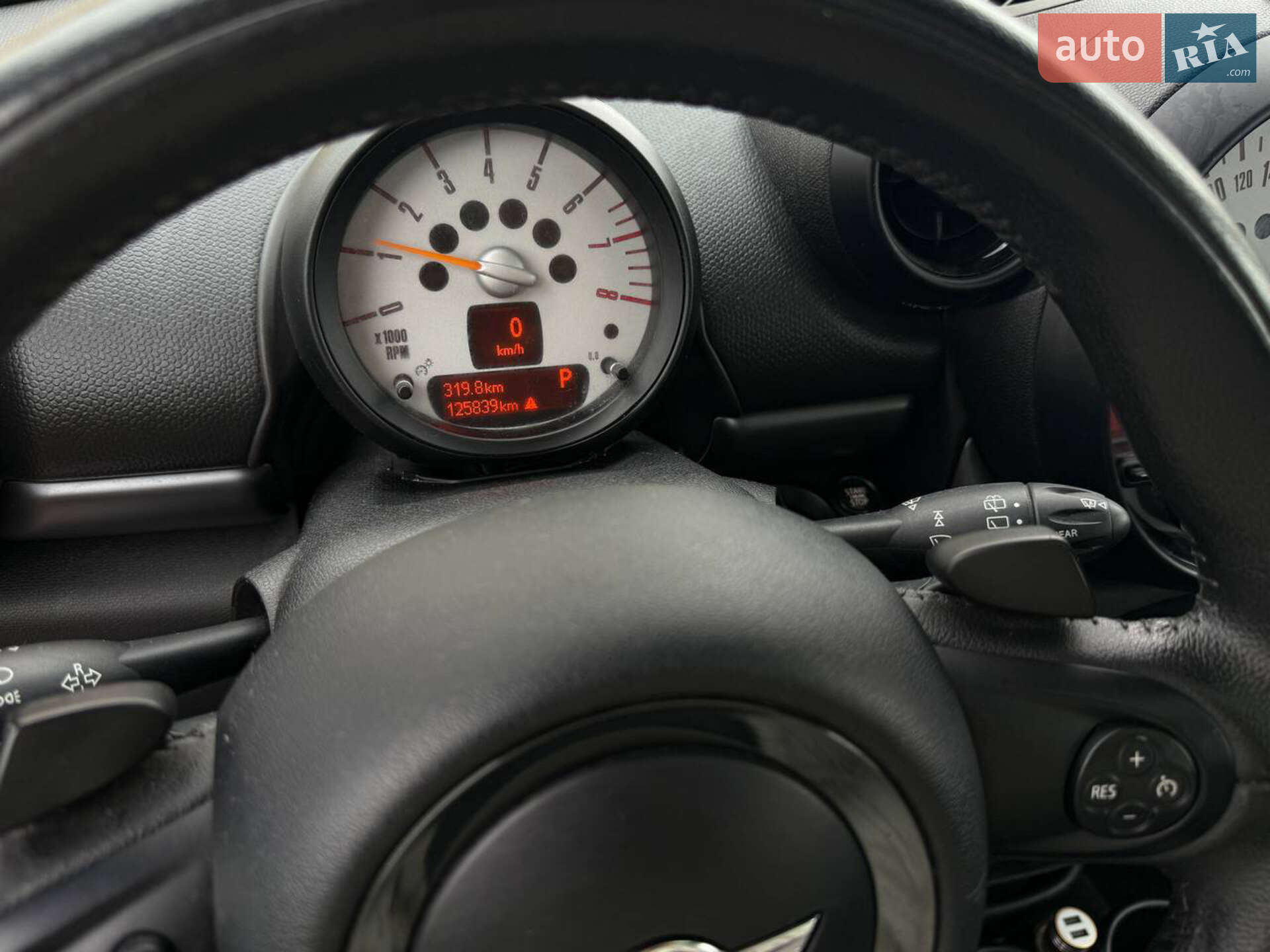Mini Countryman 2014 VIN WMWZC5C53EWP36399 фото оголошення 12 з 12