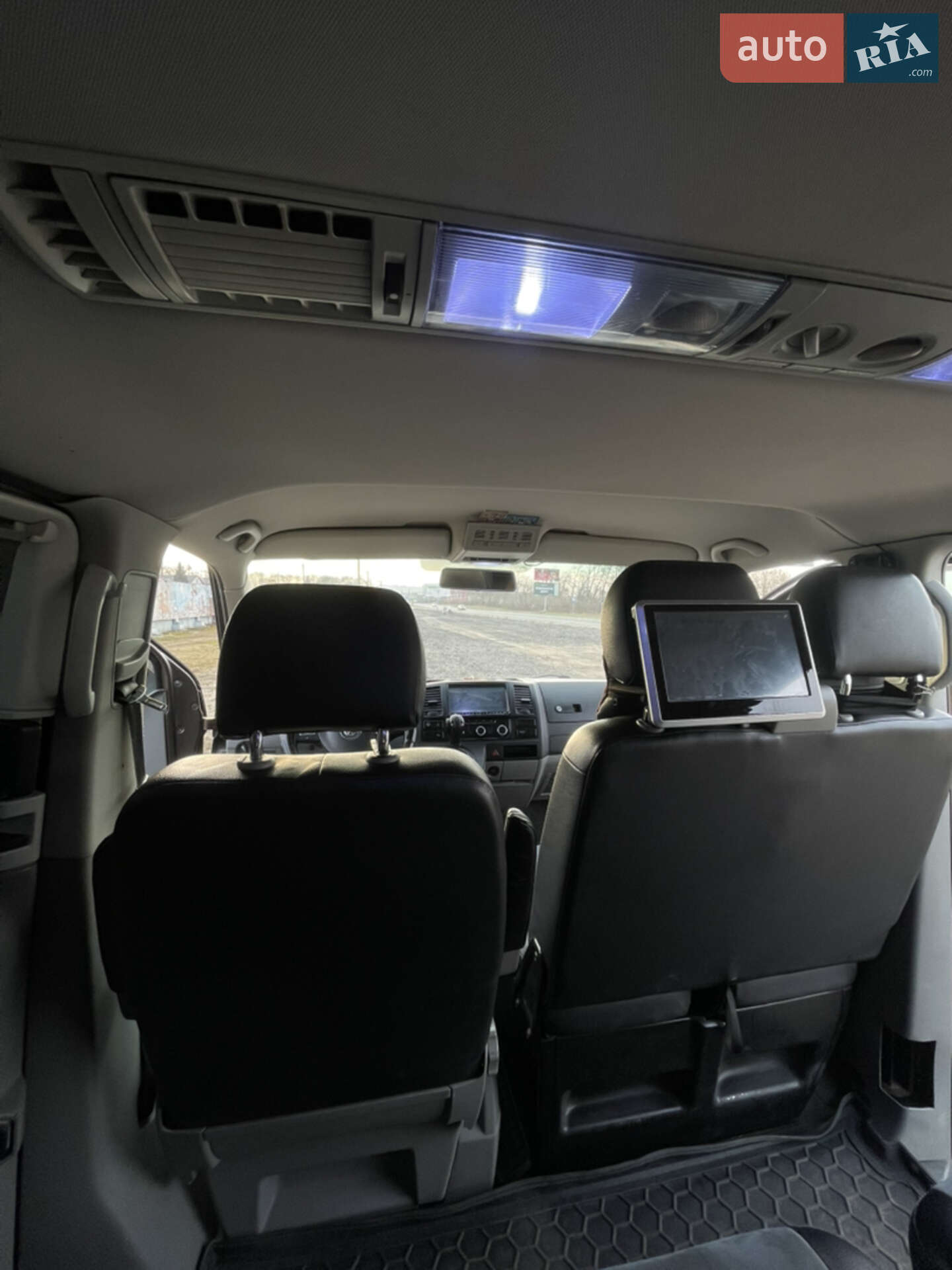 Volkswagen Caravelle 2011 VIN WV2ZZZ7HZBH107249 фото оголошення 4 з 23
