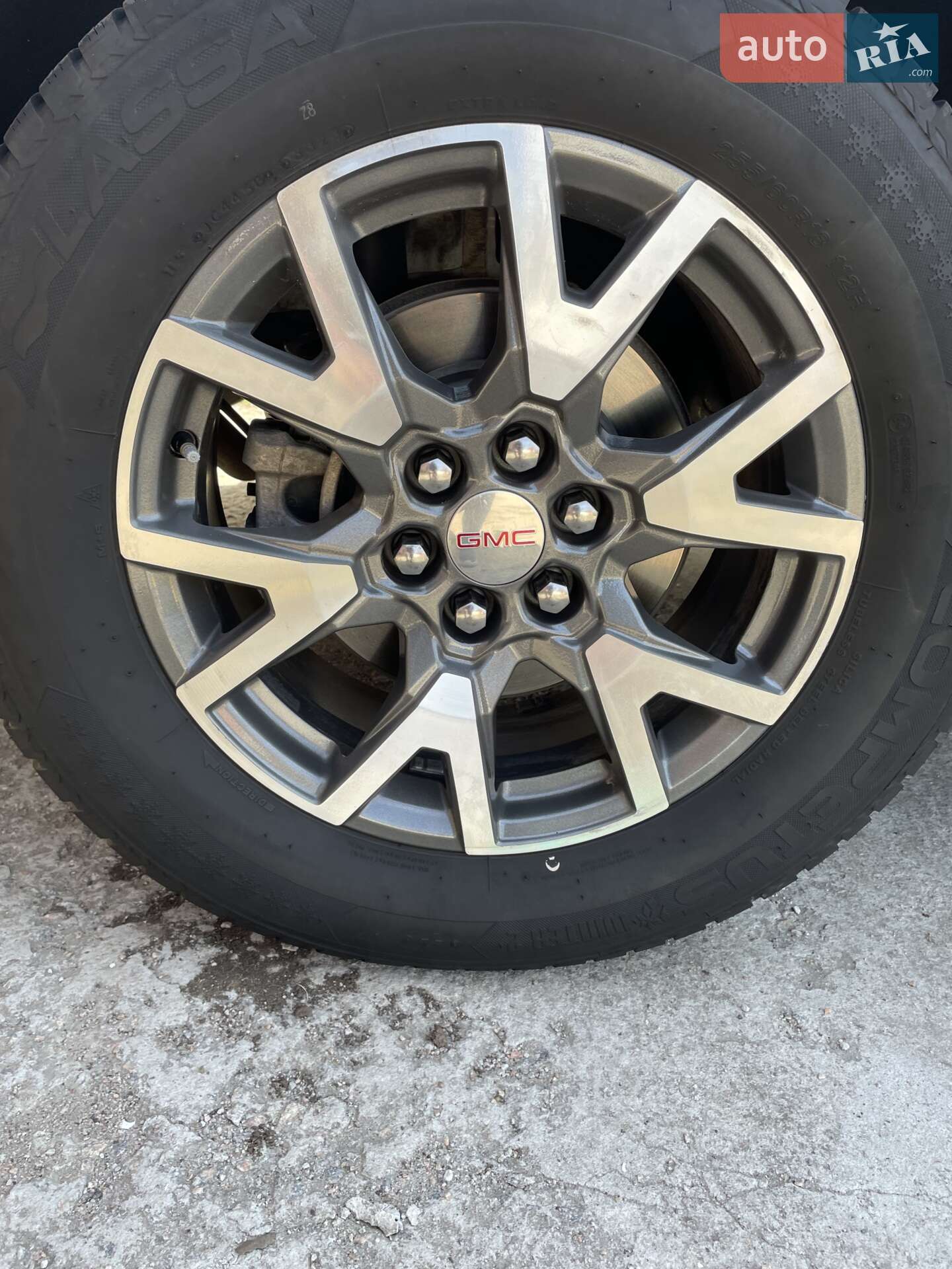 GMC Acadia 2020 VIN 1GKKNML42LZ189481 фото оголошення 8 з 28