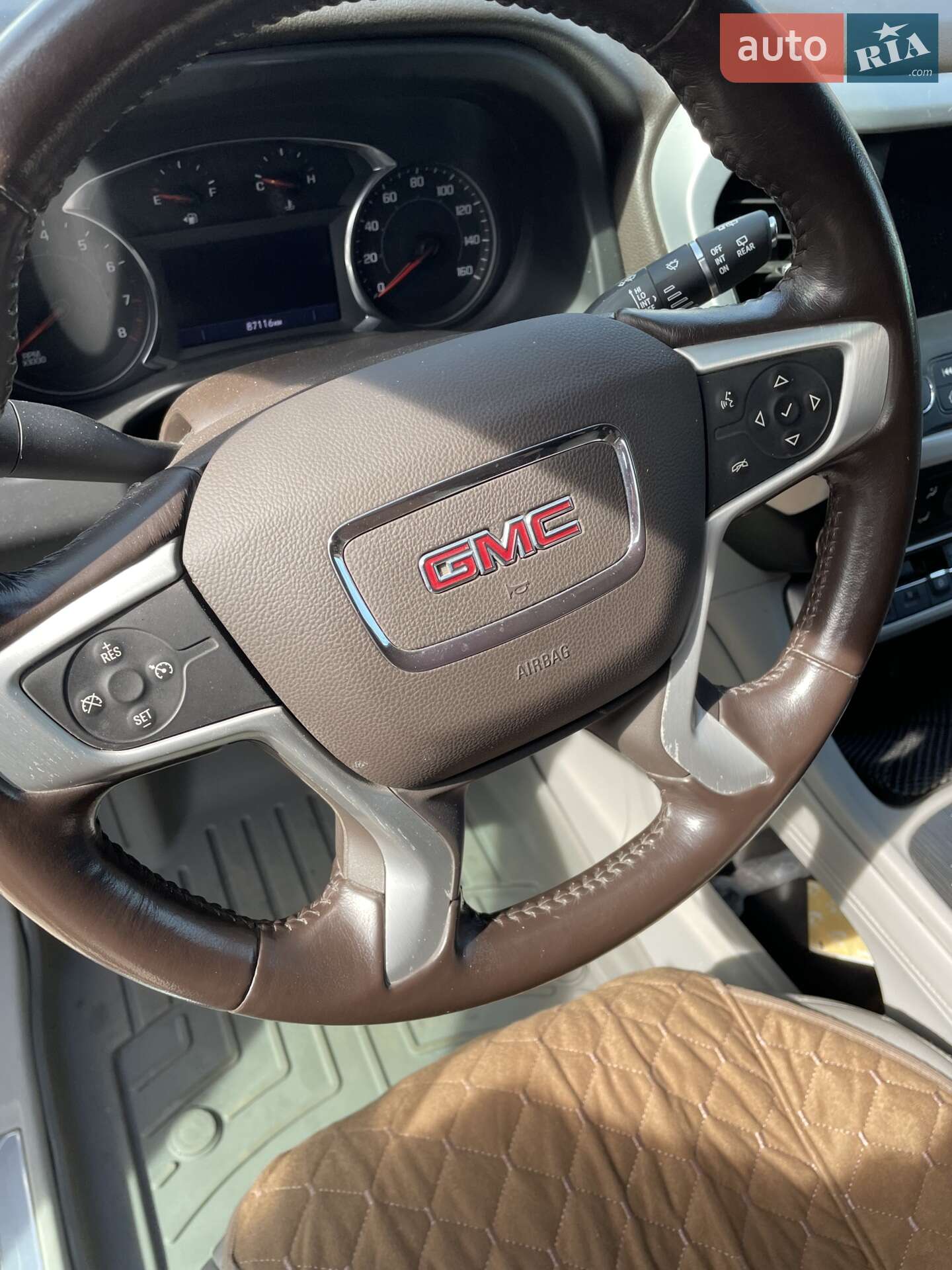 GMC Acadia 2020 VIN 1GKKNML42LZ189481 фото оголошення 12 з 28
