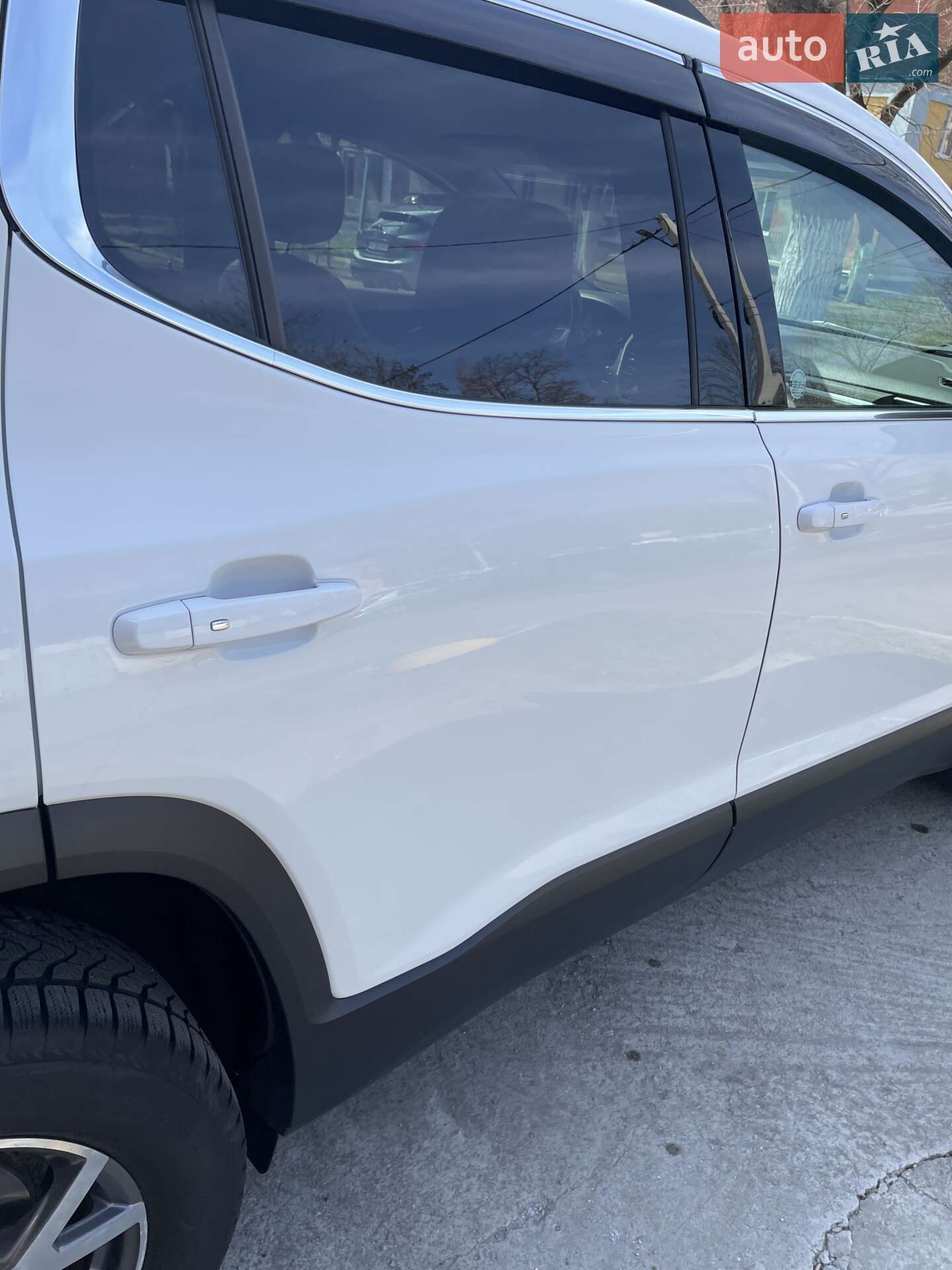 GMC Acadia 2020 VIN 1GKKNML42LZ189481 фото оголошення 16 з 28