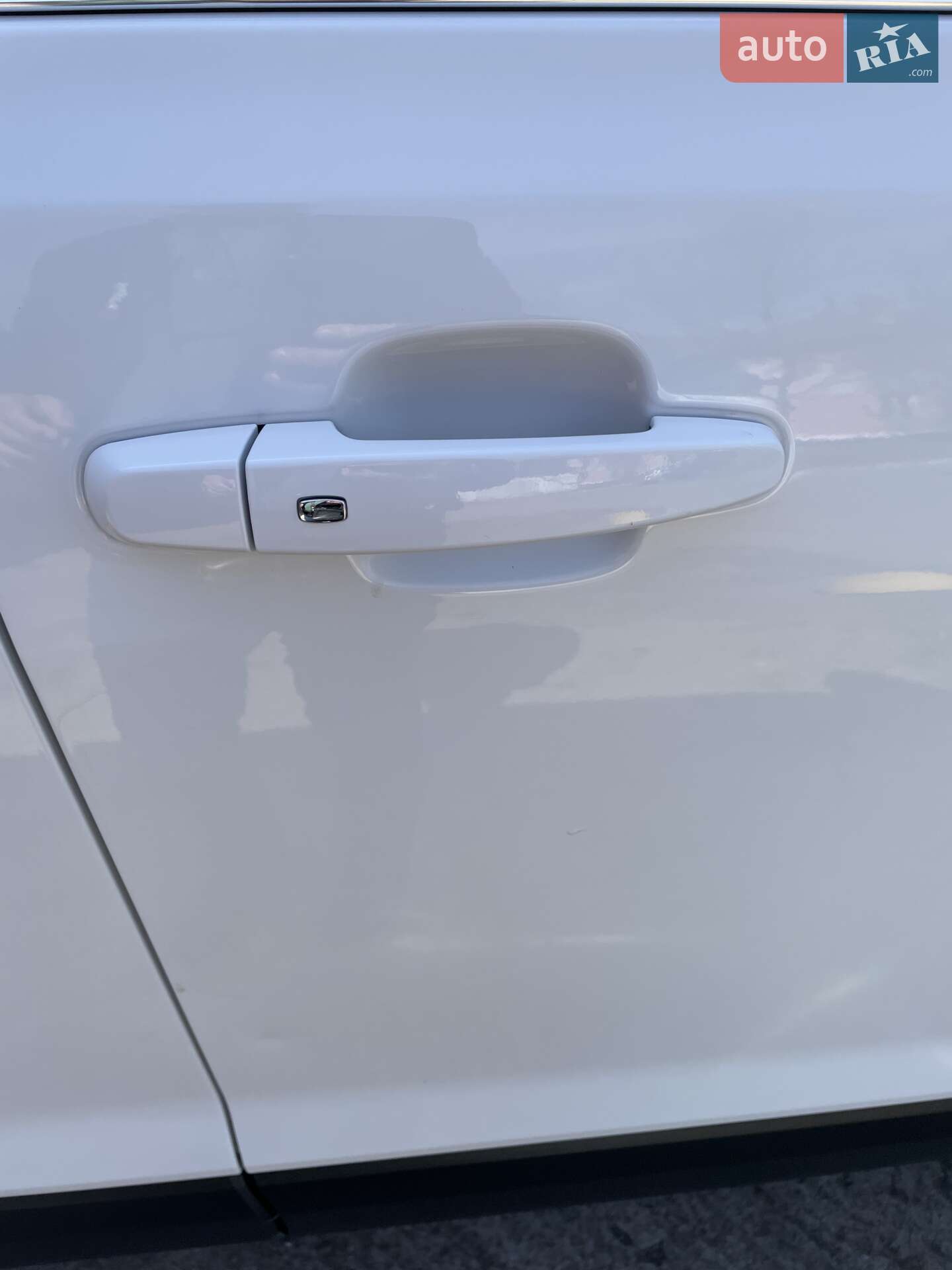 GMC Acadia 2020 VIN 1GKKNML42LZ189481 фото оголошення 22 з 28