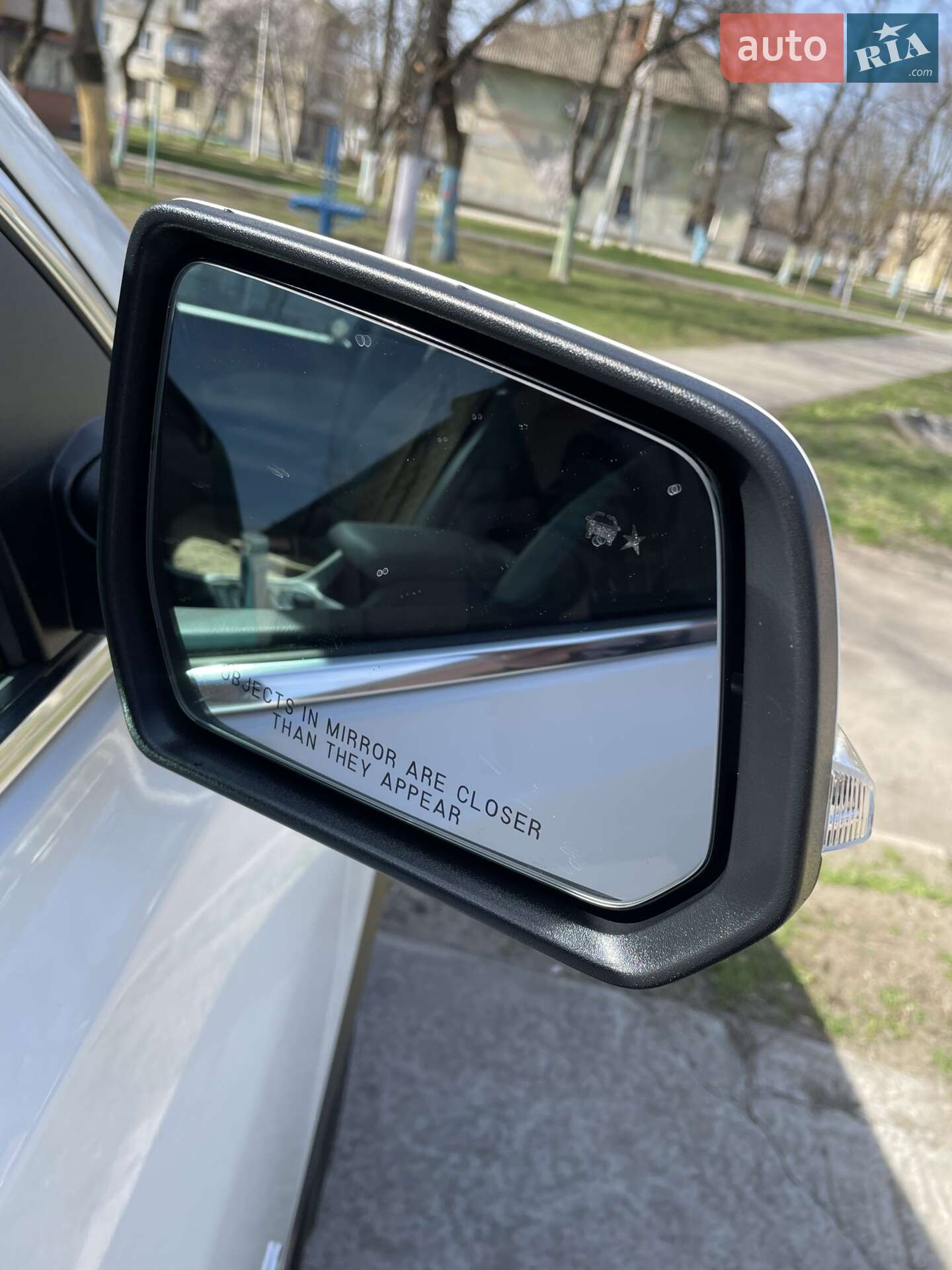 GMC Acadia 2020 VIN 1GKKNML42LZ189481 фото оголошення 23 з 28