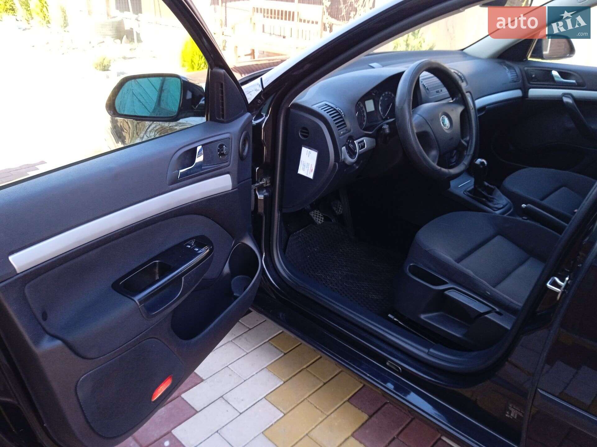 Skoda Octavia 2005 VIN TMBHB61Z152074231 фото оголошення 3 з 13