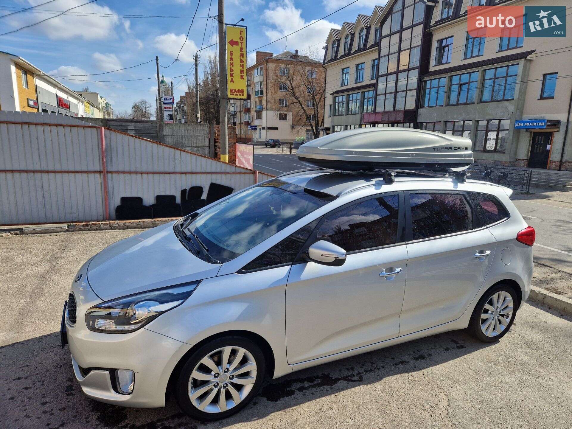 Kia Carens 2013 VIN KNAHU814BEK023813 фото оголошення 18 з 35