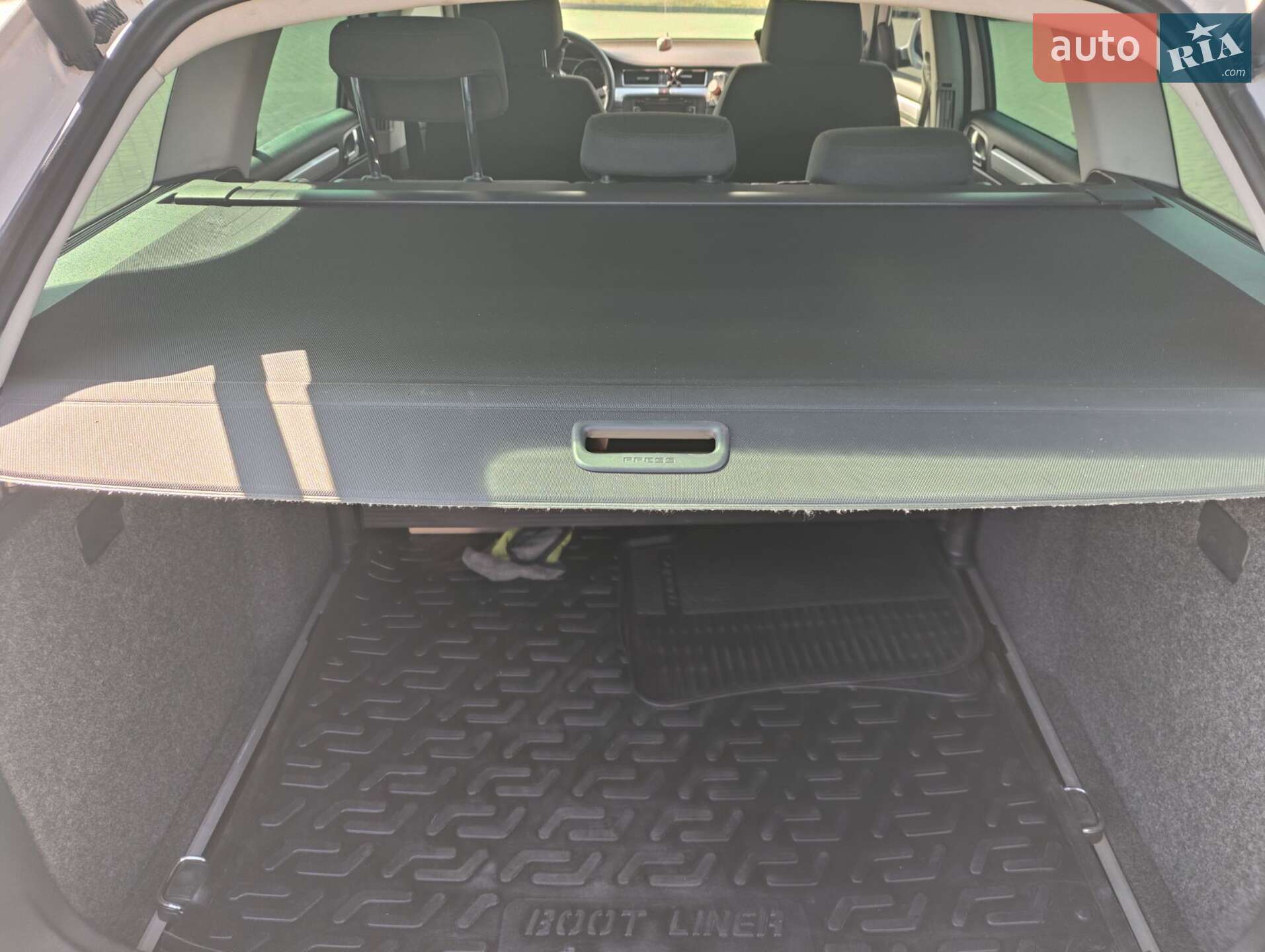 Skoda Superb 2013 VIN TMBJJ73T2D9038220 фото оголошення 35 з 58