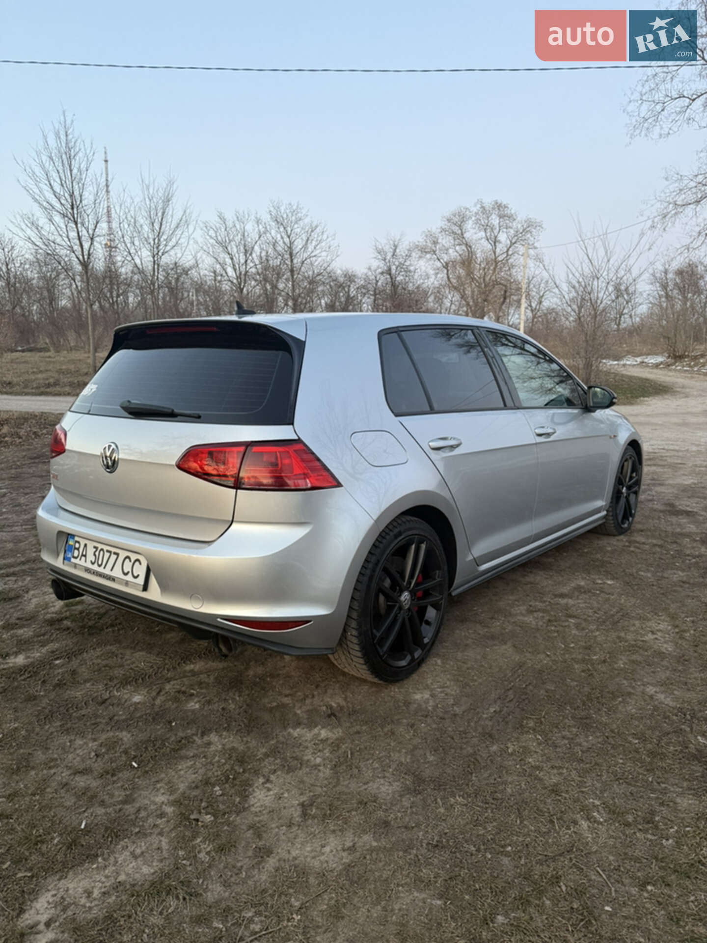 Volkswagen Golf GTI 2017 VIN 3VW447AU5HM061043 фото оголошення 5 з 11