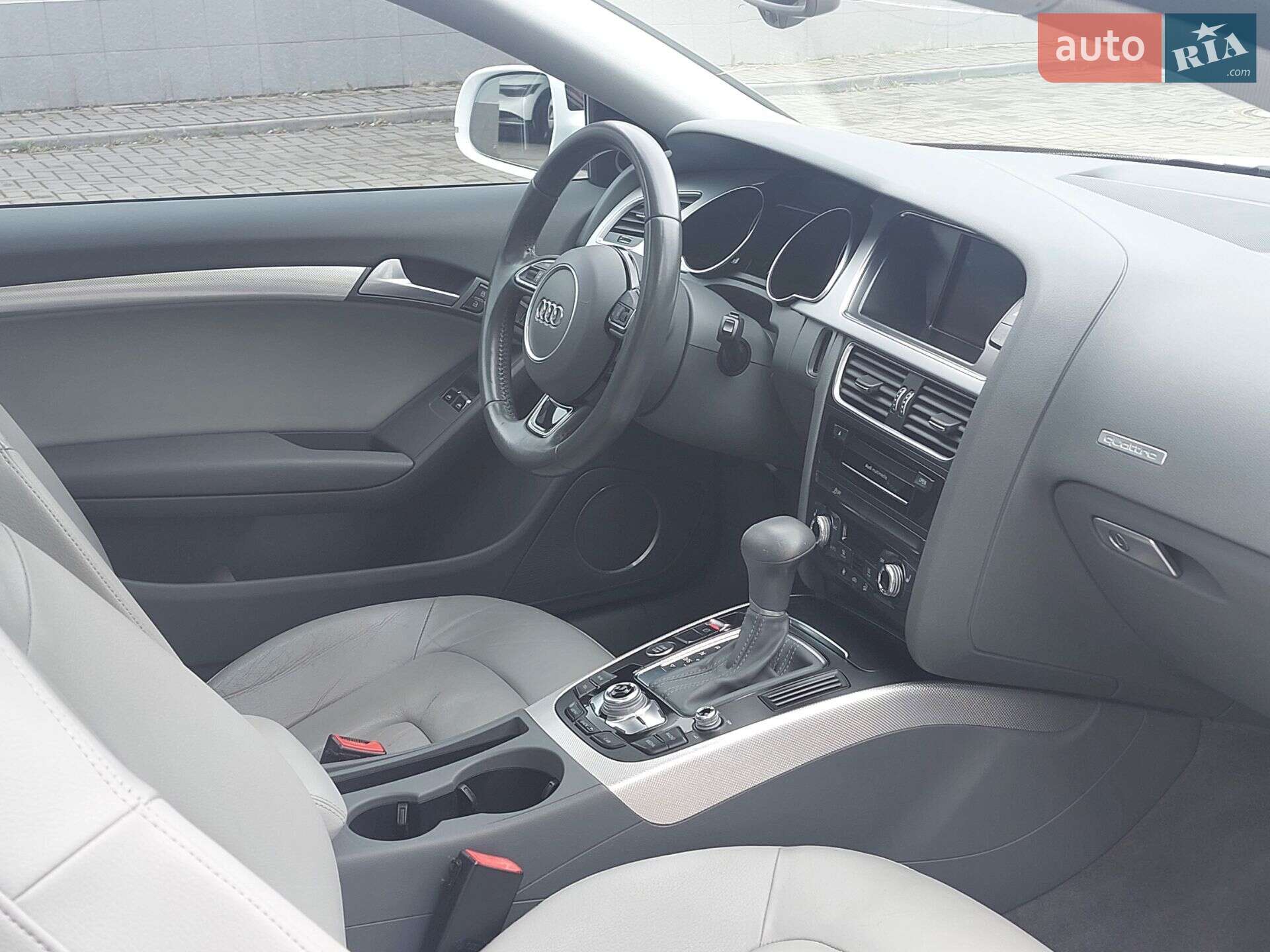 Audi A5 2015 VIN WAUM2AFR1GA030035 фото оголошення 3 з 13