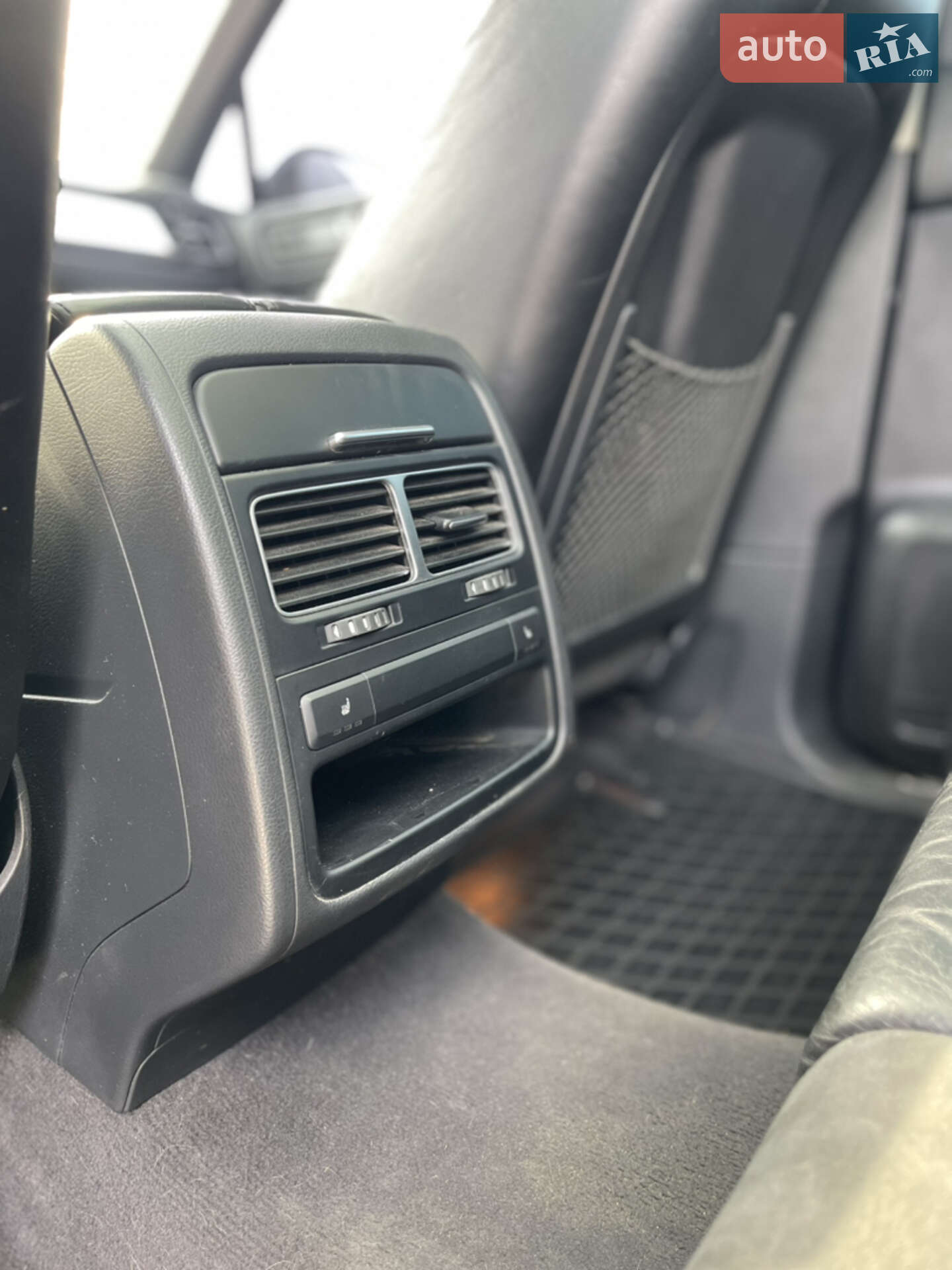 Volkswagen Touareg 2010 VIN WVGZZZ7PZBD023903 фото оголошення 32 з 40
