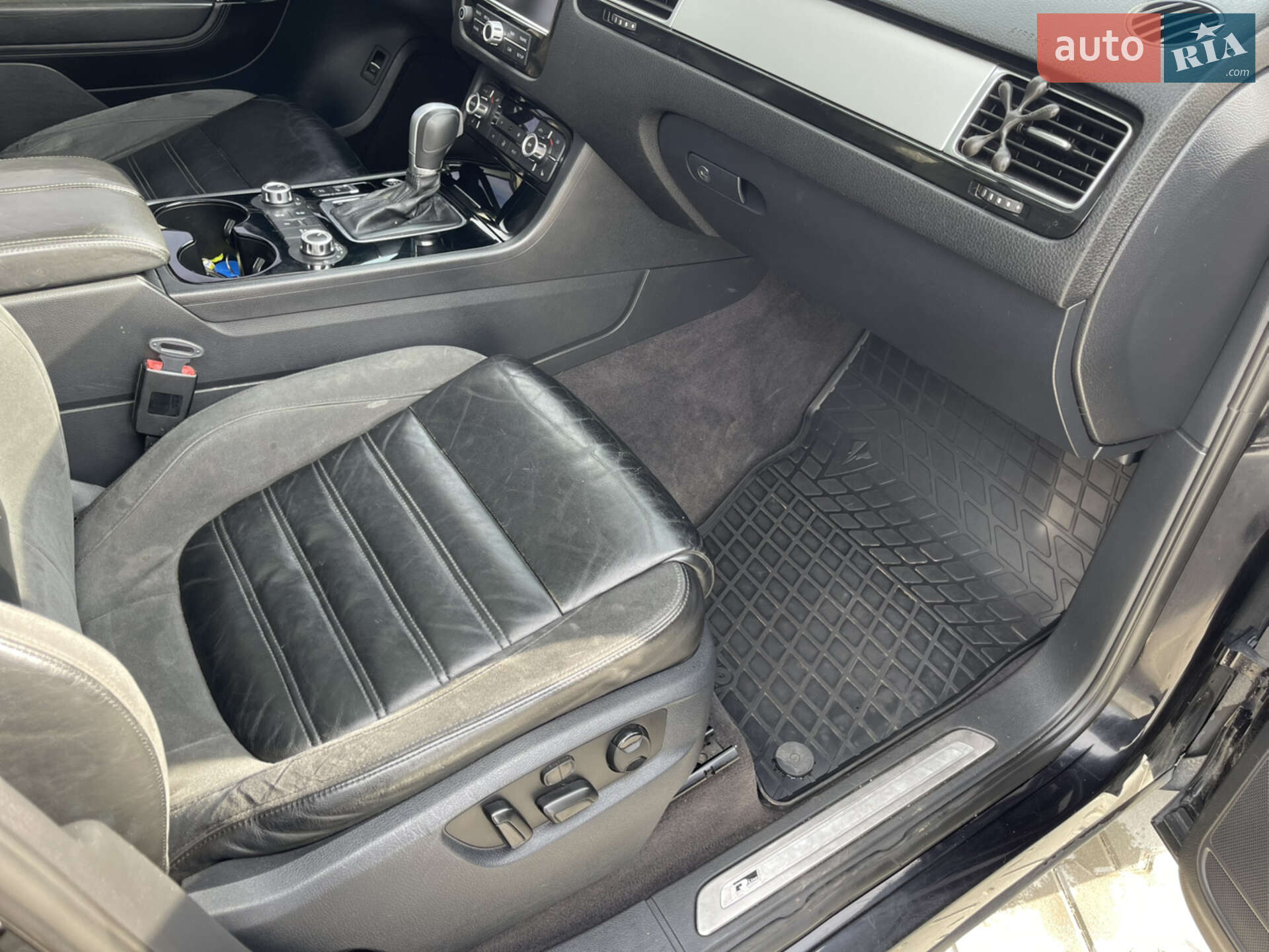 Volkswagen Touareg 2010 VIN WVGZZZ7PZBD023903 фото оголошення 37 з 40