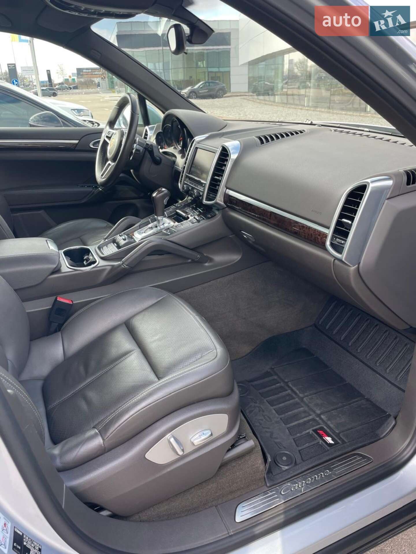 Porsche Cayenne 2015 VIN WP1ZZZ92ZGLA05232 фото оголошення 5 з 11