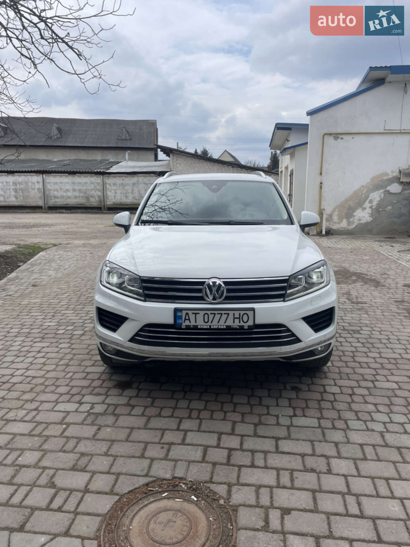 Volkswagen Touareg 2018 VIN WVGZZZ7PZJD014124 фото оголошення 3 з 30