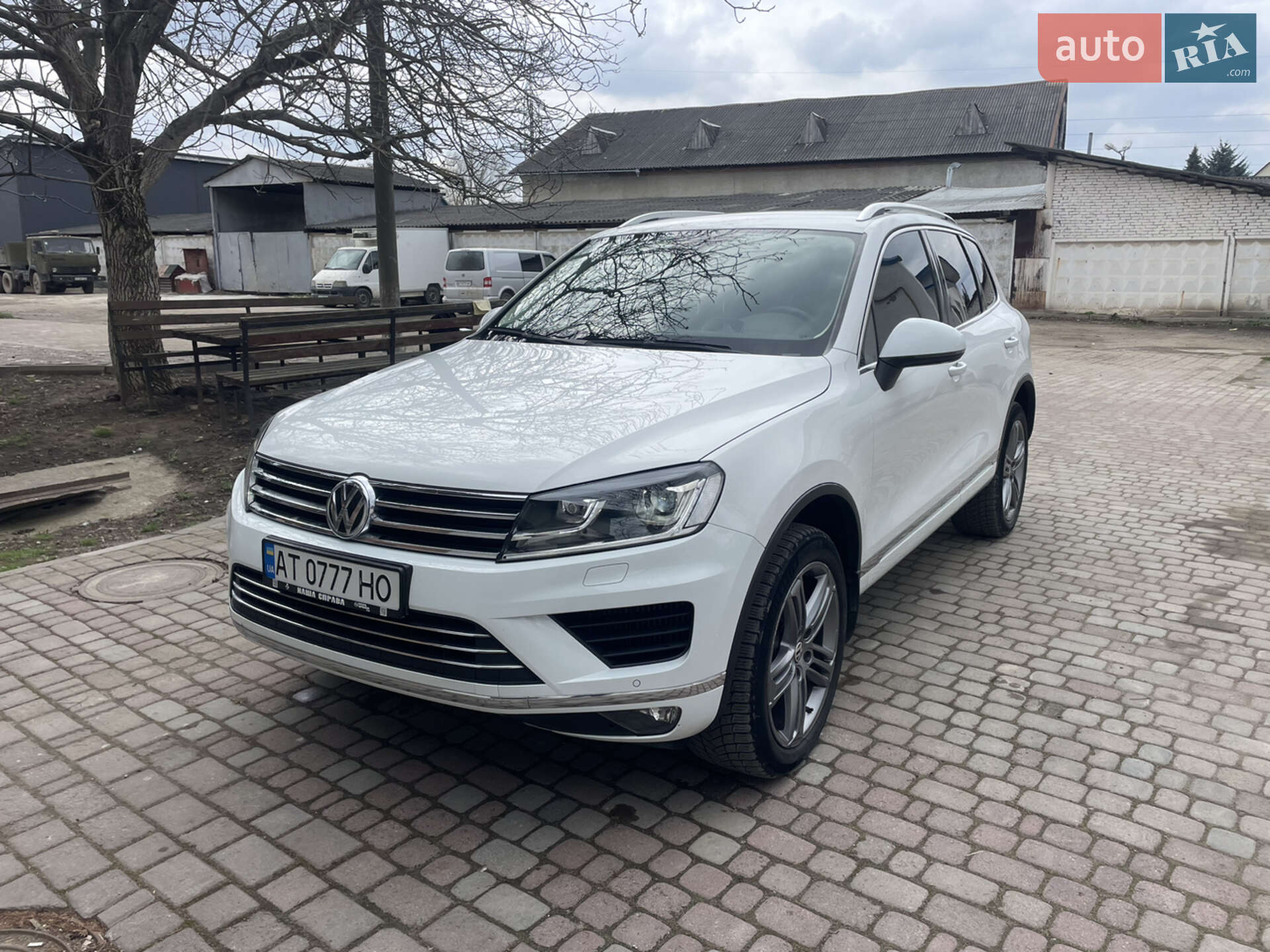 Volkswagen Touareg 2018 VIN WVGZZZ7PZJD014124 фото оголошення 4 з 30