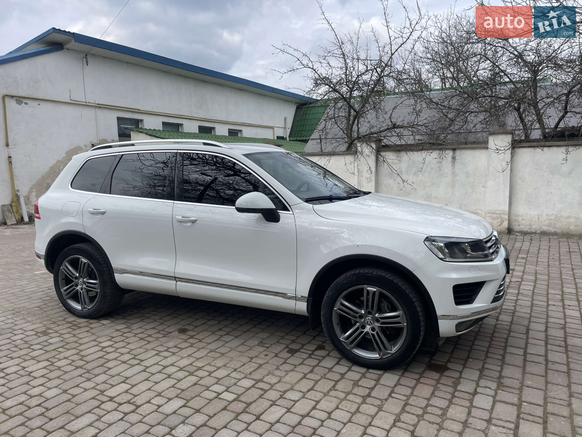 Volkswagen Touareg 2018 VIN WVGZZZ7PZJD014124 фото оголошення 14 з 30