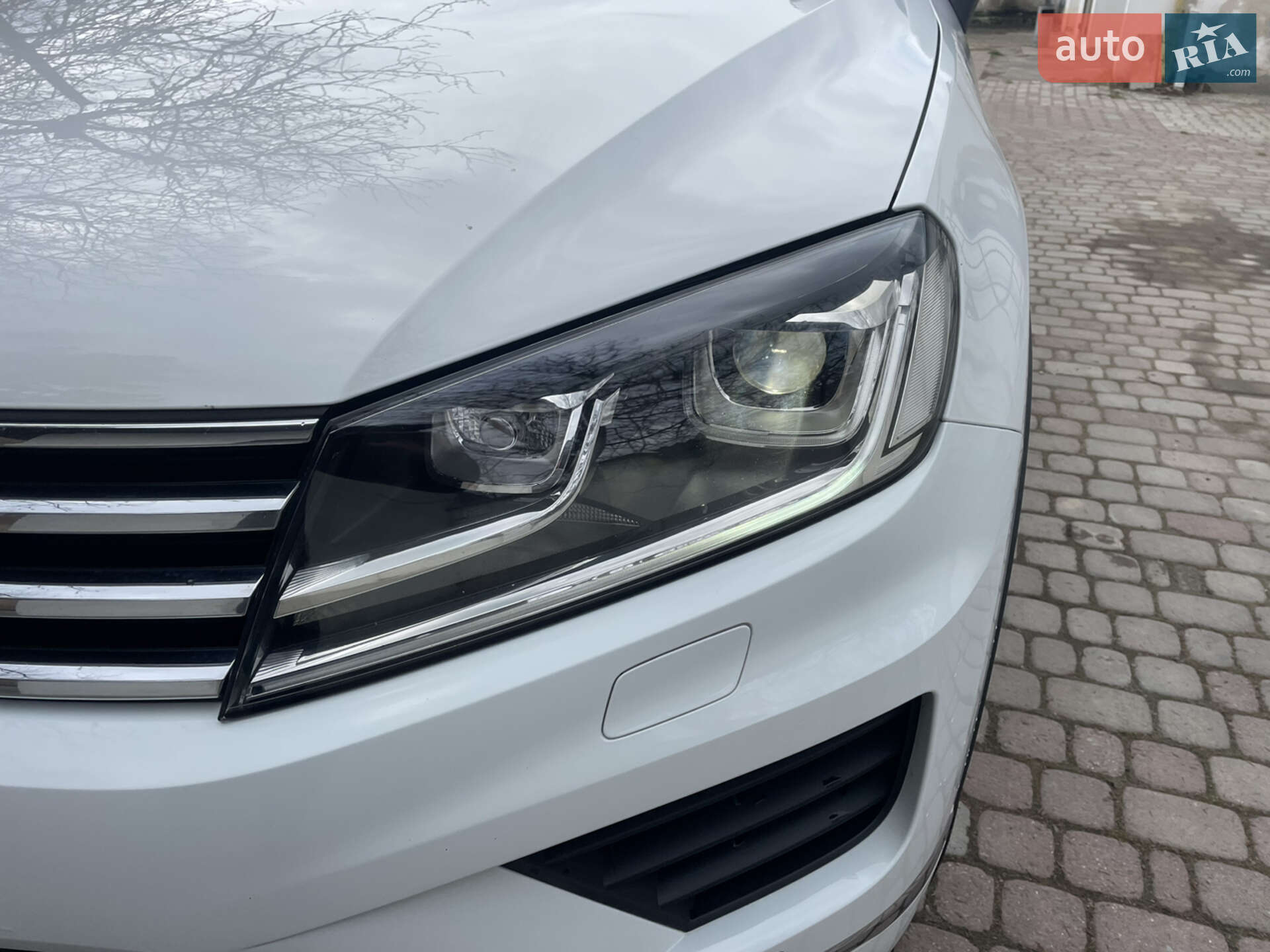 Volkswagen Touareg 2018 VIN WVGZZZ7PZJD014124 фото оголошення 19 з 30