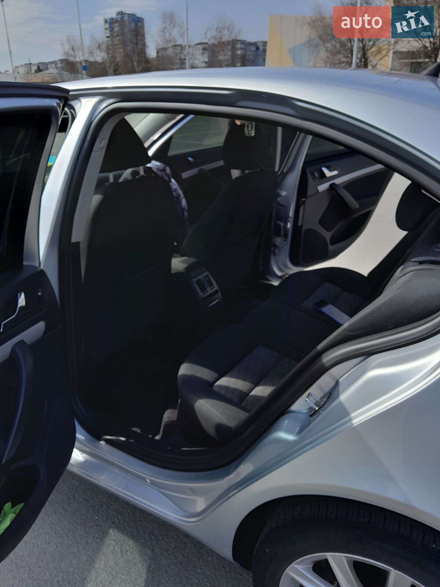Skoda Octavia 2012 VIN TMBCK41Z7DB153271 фото оголошення 2 з 15