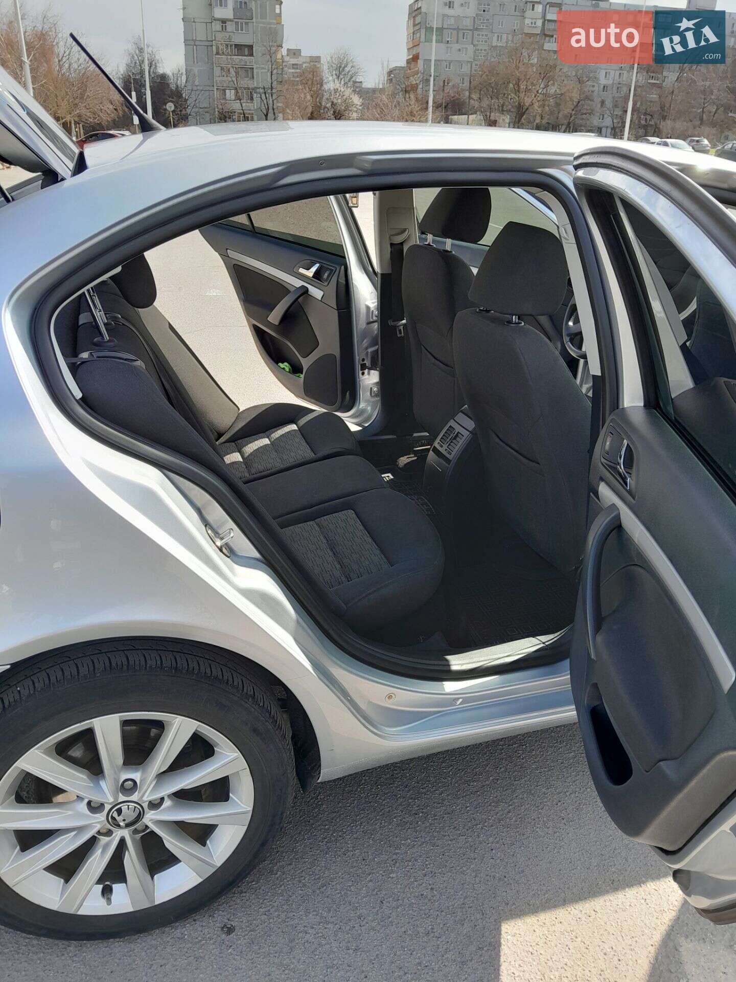 Skoda Octavia 2012 VIN TMBCK41Z7DB153271 фото оголошення 12 з 15