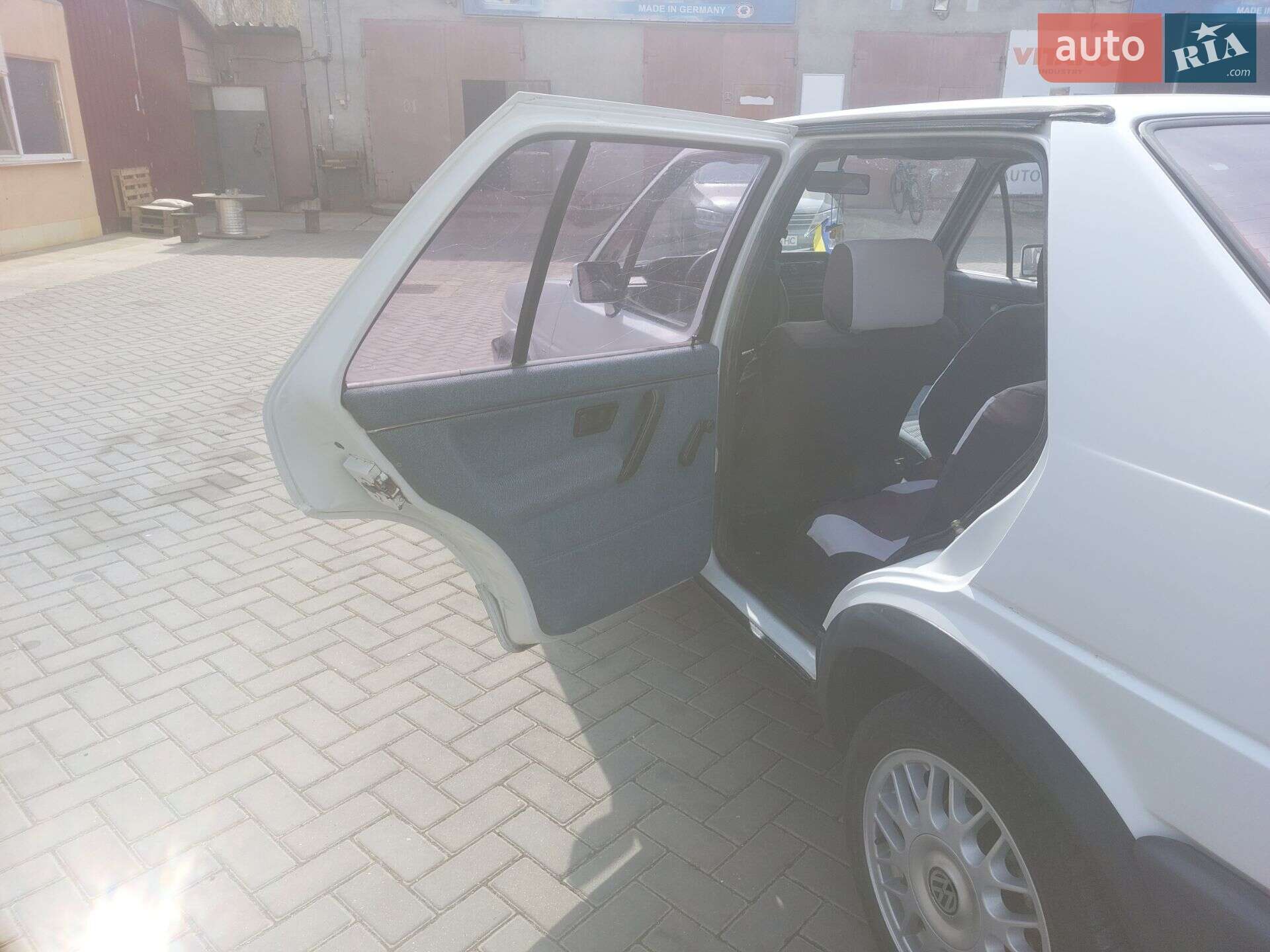 Volkswagen Jetta 1986 VIN WVWZZZ16ZHW232625 фото оголошення 7 з 12