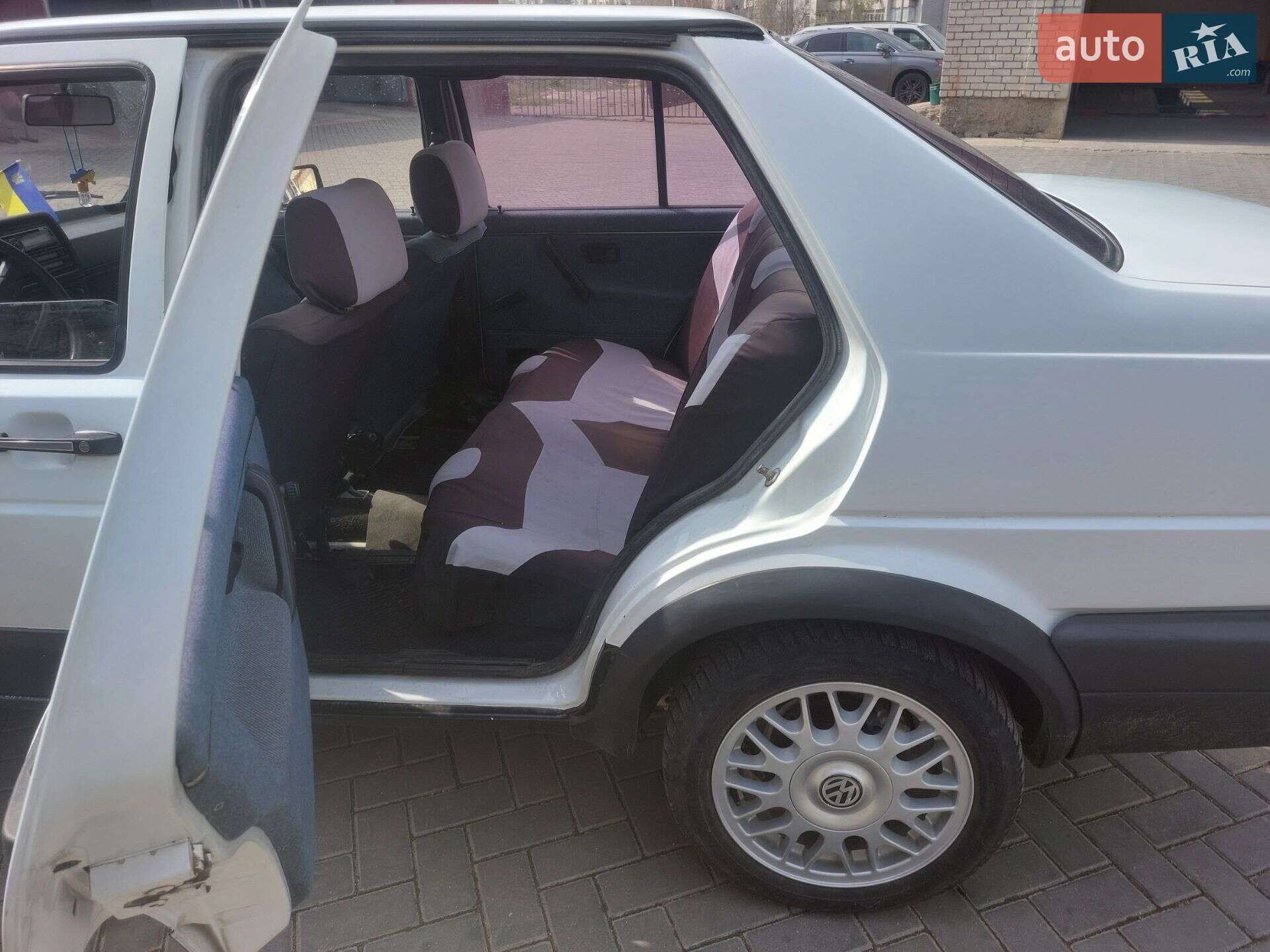 Volkswagen Jetta 1986 VIN WVWZZZ16ZHW232625 фото оголошення 10 з 12