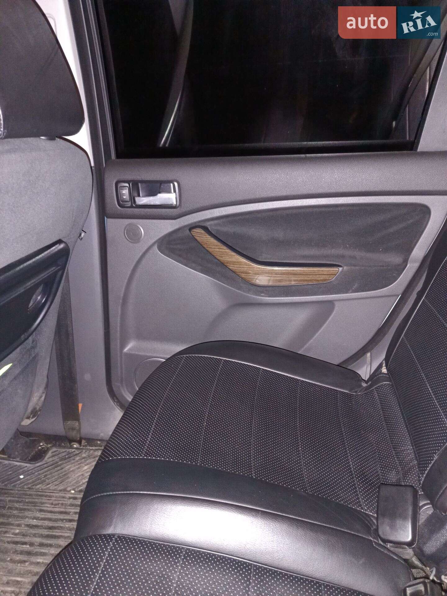 Ford C-Max 2008 VIN WF0EXXGCDE8C55380 фото оголошення 2 з 7