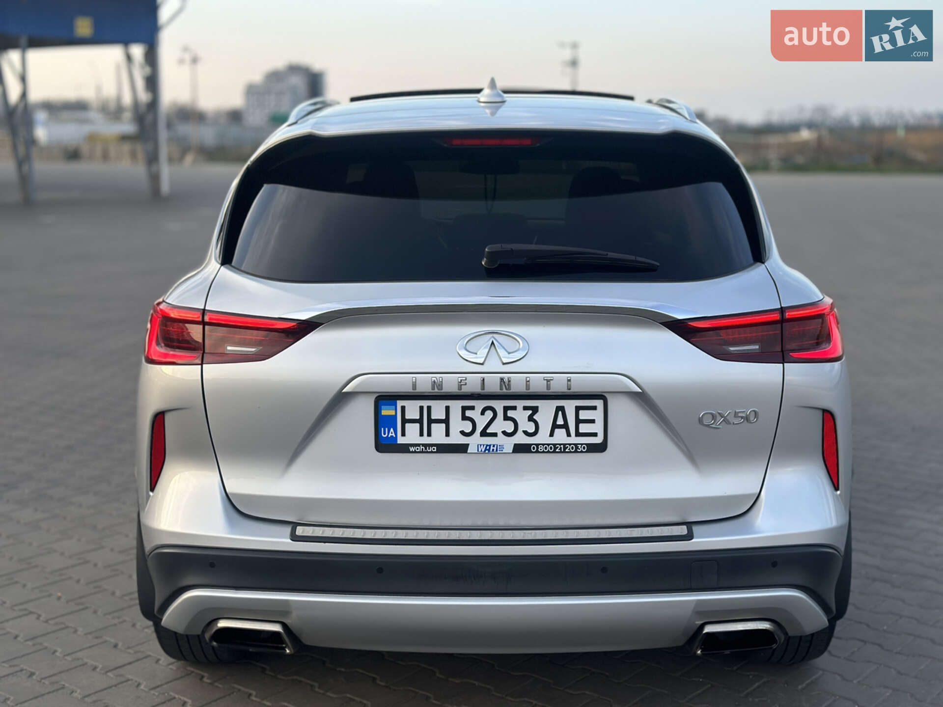 Infiniti QX50 2018 VIN 3PCAJ5M16KF107320 фото оголошення 8 з 48