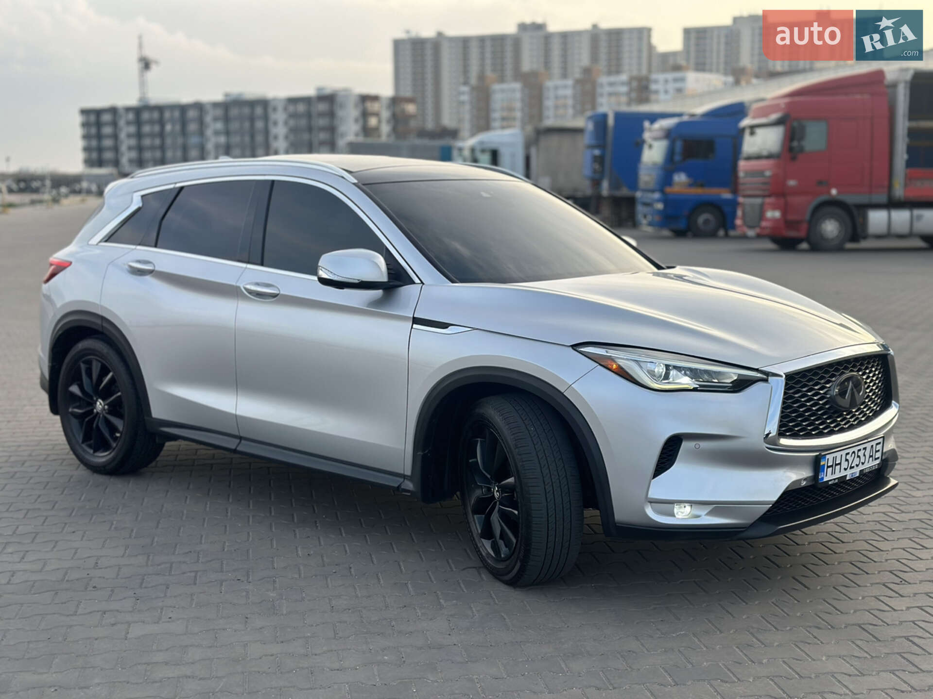 Infiniti QX50 2018 VIN 3PCAJ5M16KF107320 фото оголошення 12 з 48