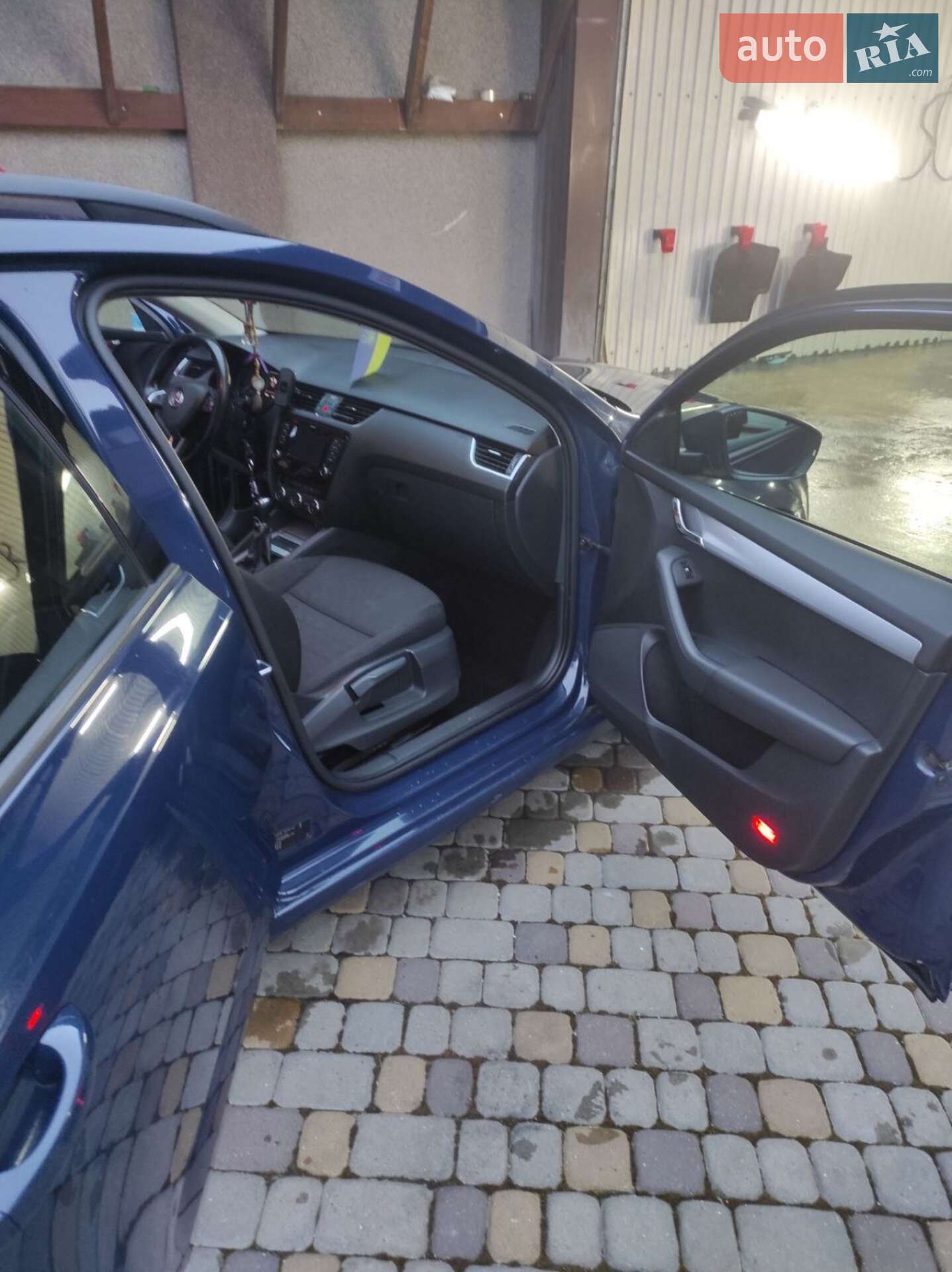 Skoda Octavia 2013 VIN TMBJJ7NE0E0081376 фото оголошення 11 з 13