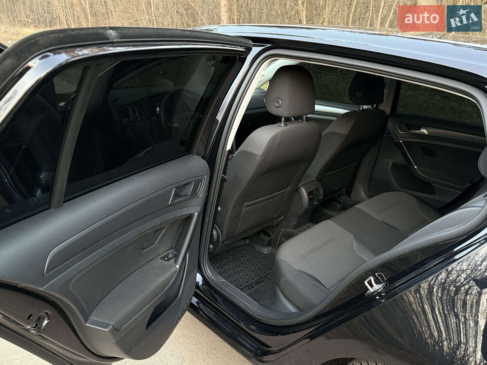 Volkswagen e-Golf 2020 VIN WVWZZZAUZL8916304 фото оголошення 14 з 22