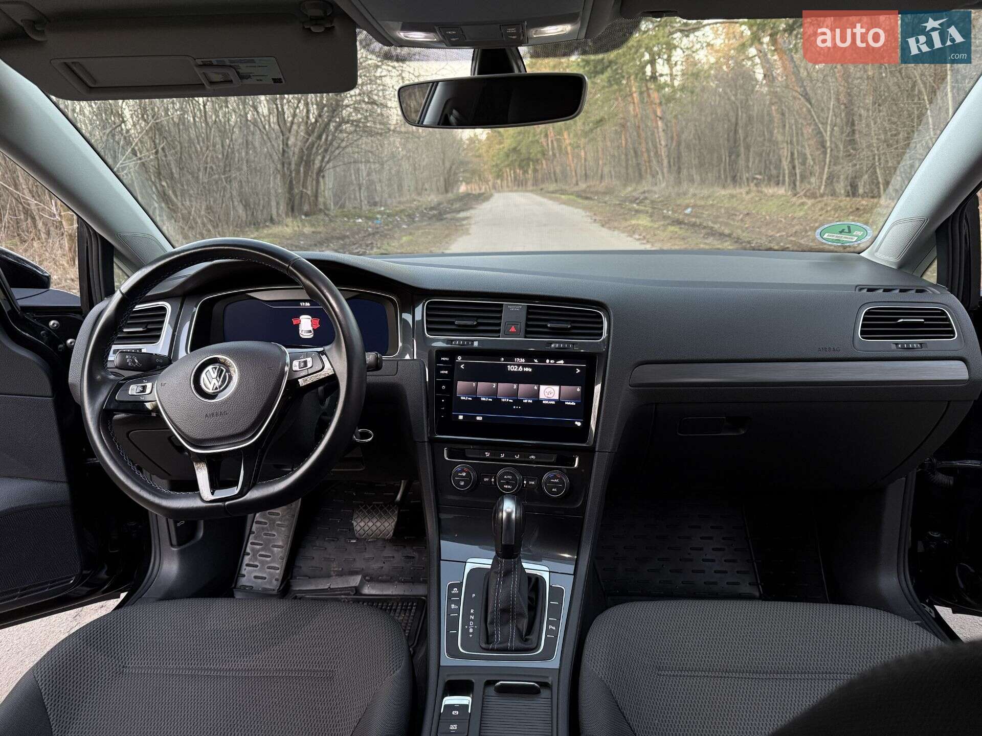 Volkswagen e-Golf 2020 VIN WVWZZZAUZL8916304 фото оголошення 15 з 22