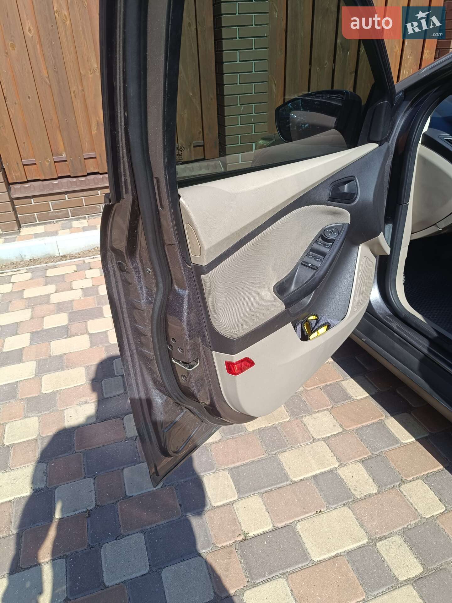 Ford Focus 2012 VIN 1FAHP3F26CL456392 фото оголошення 2 з 6